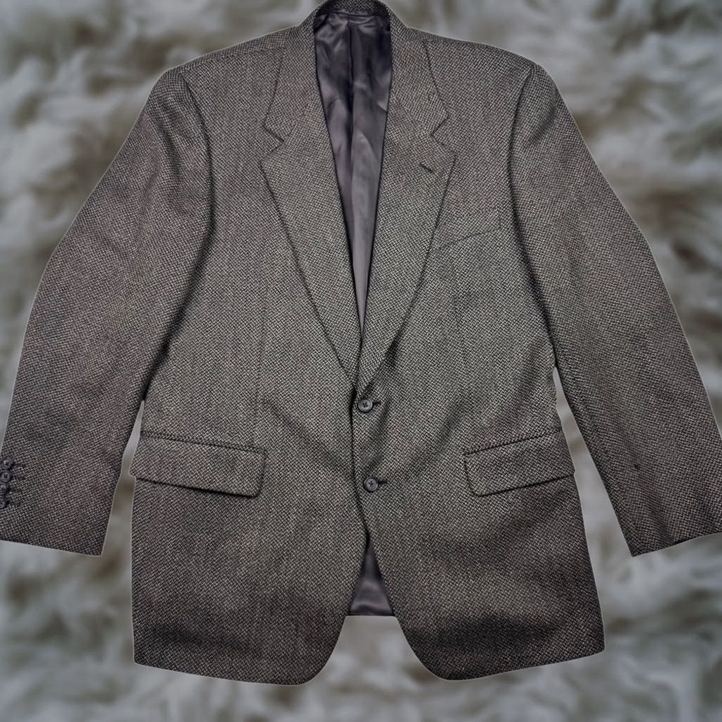 Corneliani Corneliani Men's Blazer 100% Wool Tweed Gray Herringbone Italy 42R 2-Button Size 42R - 1 Thumbnail