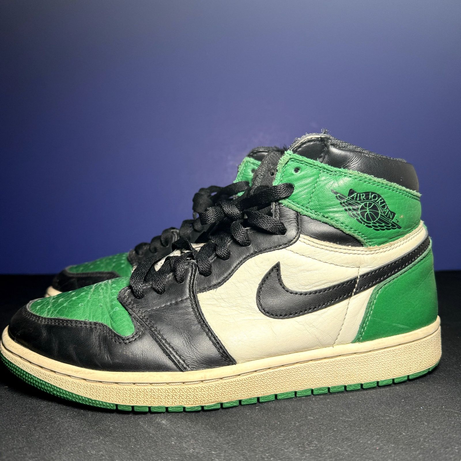 Jordan Brand × Nike Size 8.5 - Air Jordan 1 Retro High OG Pine Green Men's Shoes Size US 8.5 / EU 41-42 - 9 Thumbnail