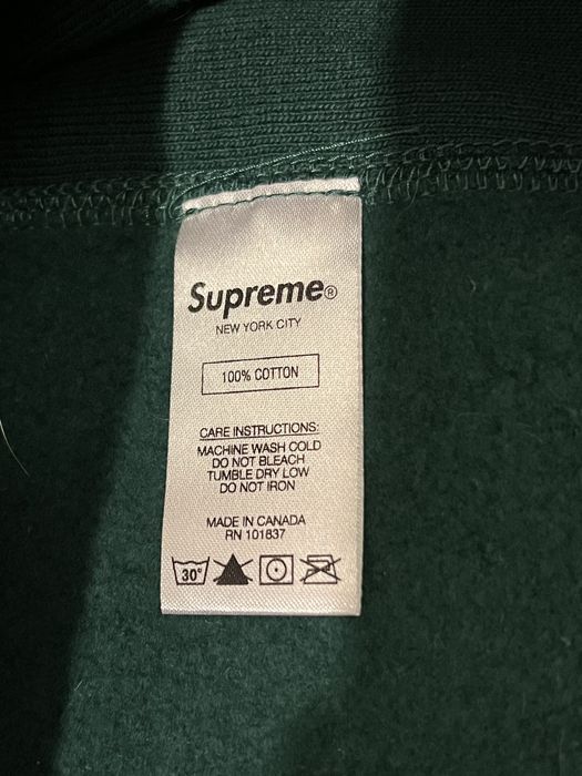 Supreme forest green box hotsell logo crewneck