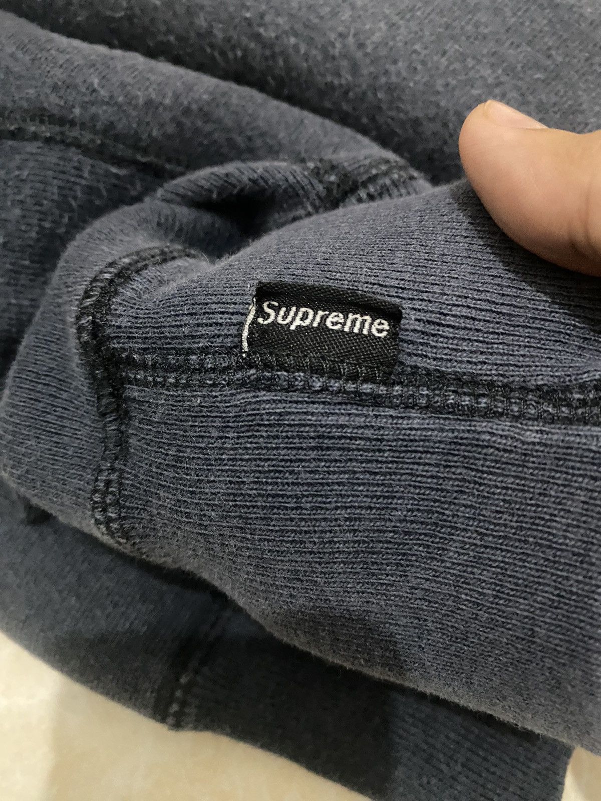 Supreme Vintage Supreme Sun Faded Spell Out Sweatshirt Hoodie Size US M / EU 48-50 / 2 - 8 Thumbnail