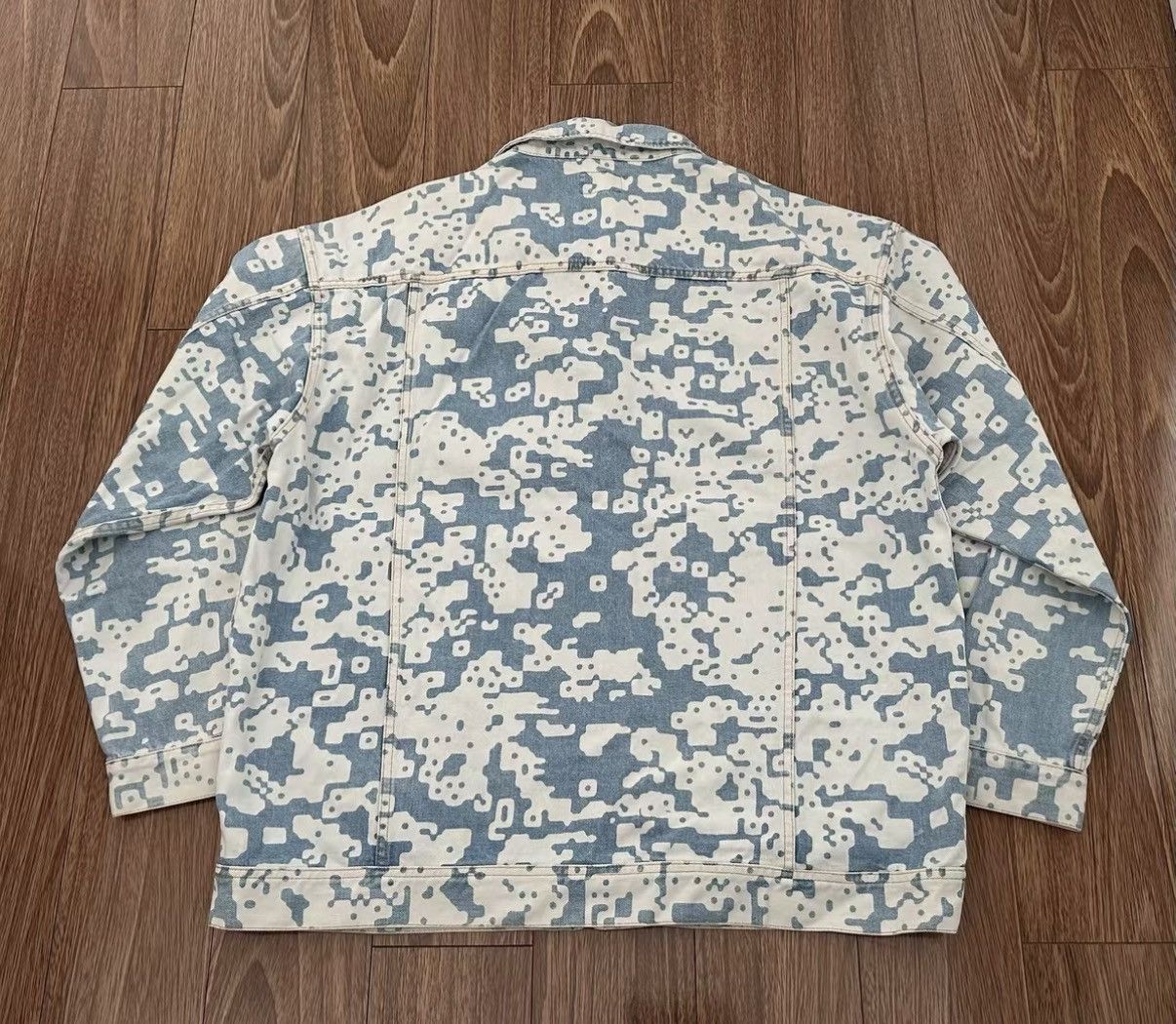 Cav Empt C.E CAVEMPT NOISE WASHED DENIM JACKET Size US XL / EU 56 / 4 - 2 Thumbnail