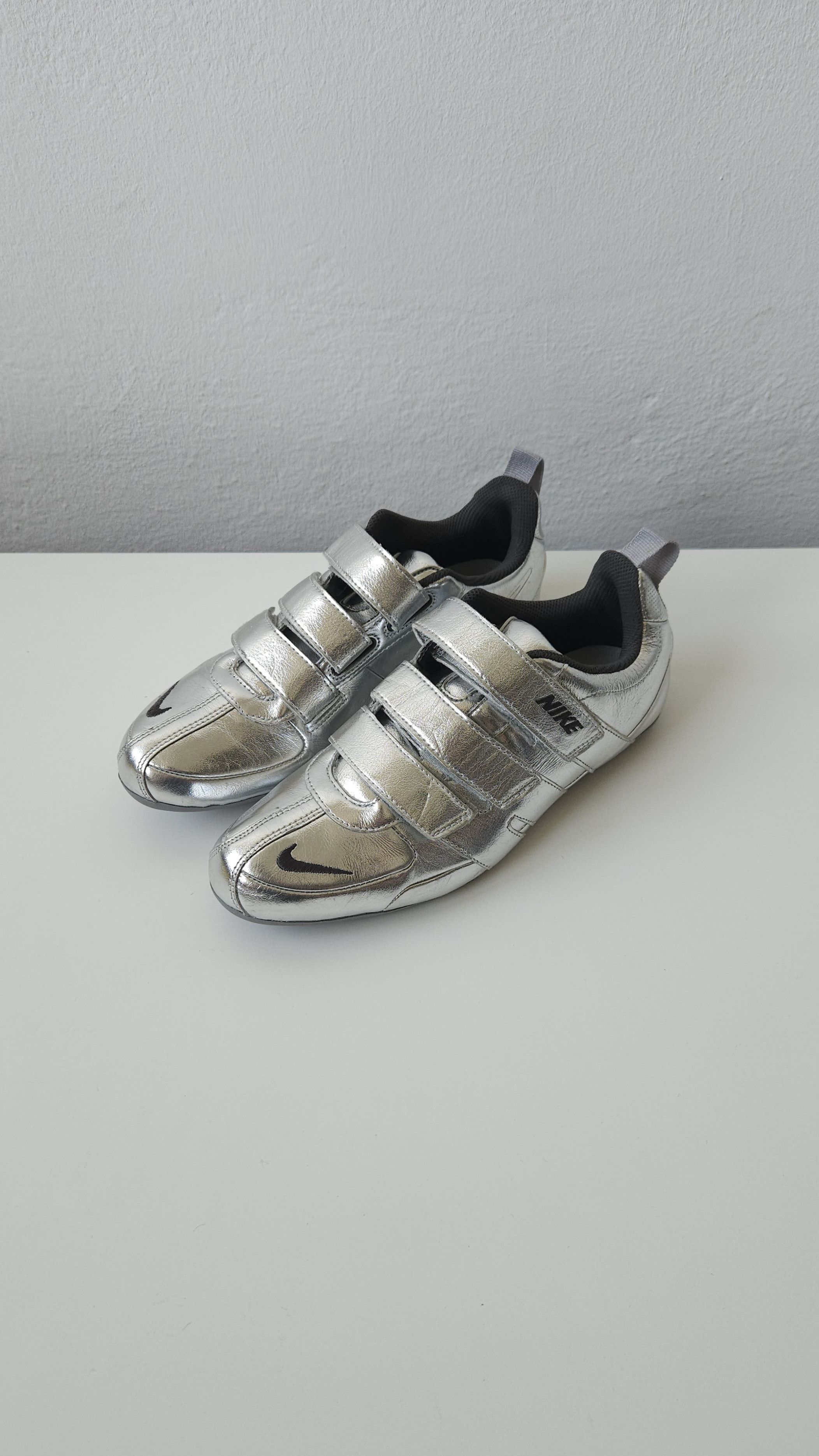 Nike Vintage y2k nike fixed speed v silver Size US 6.5 / IT 36.5 - 1 Thumbnail