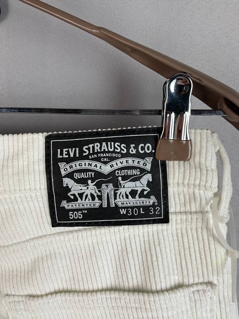 Gosha Rubchinskiy Gosha Rubchinskiy x Levi’s Corduroy White Pants Size US 30 / EU 46 - 14 Thumbnail
