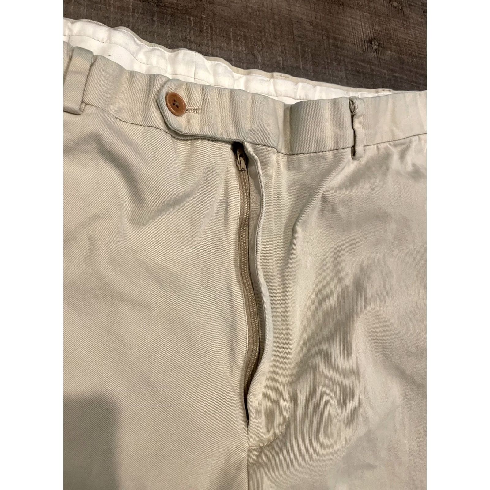 Brooks Brothers Brooks Brothers Chino Pants Men's 40x32 Cream Regular Inseam 32 Pants Size US 39 - 5 Thumbnail