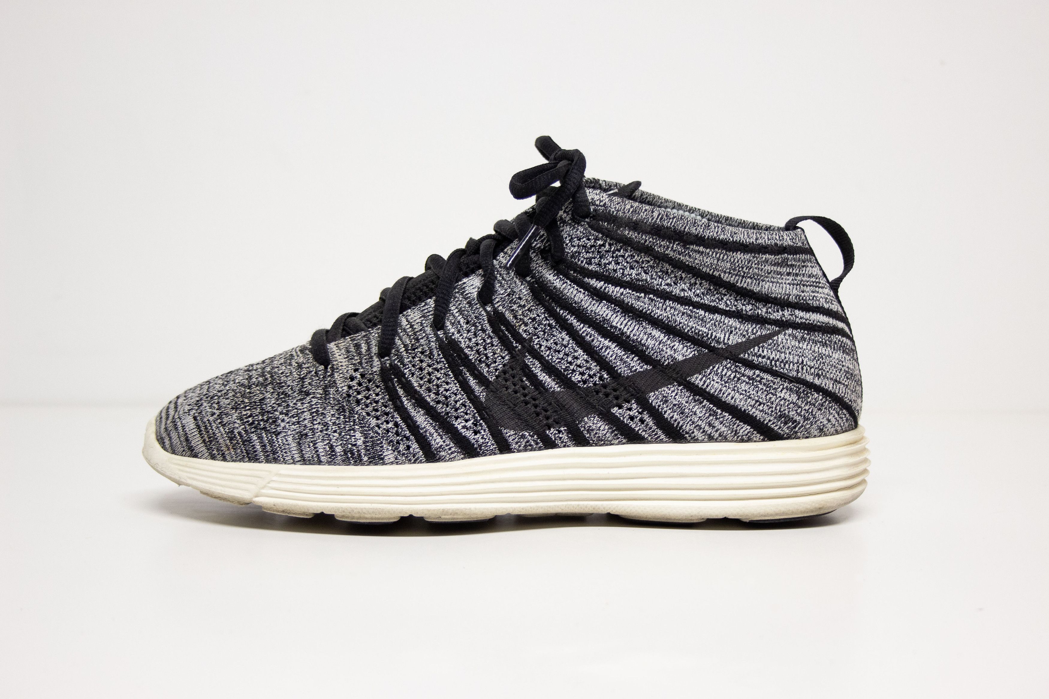 Nike Lunar Flyknit Chukka sz 8.5 Black White Sail Oreo