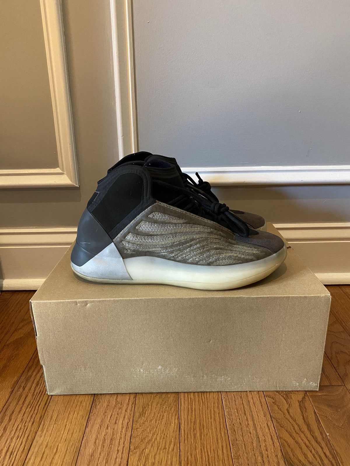 Yeezy Adidas Yeezy QNTM Barium Size US 9.5 / EU 42-43 - 4 Thumbnail