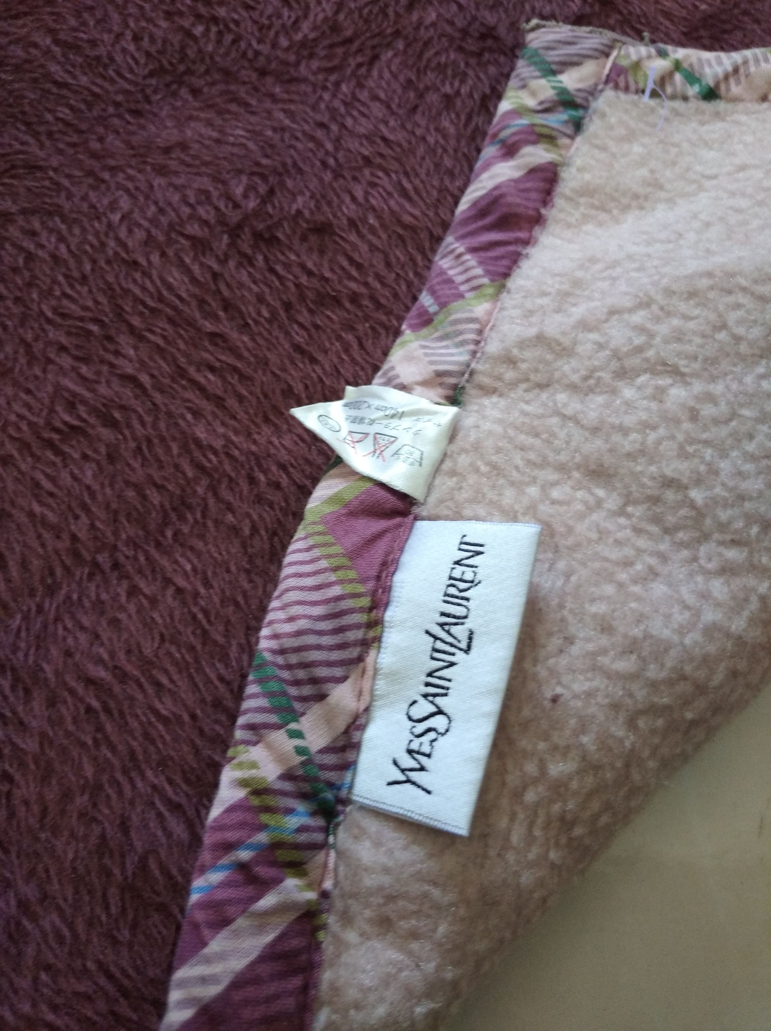 Yves Saint Laurent Yves Saint Laurent Blanket Size ONE SIZE - 4 Thumbnail