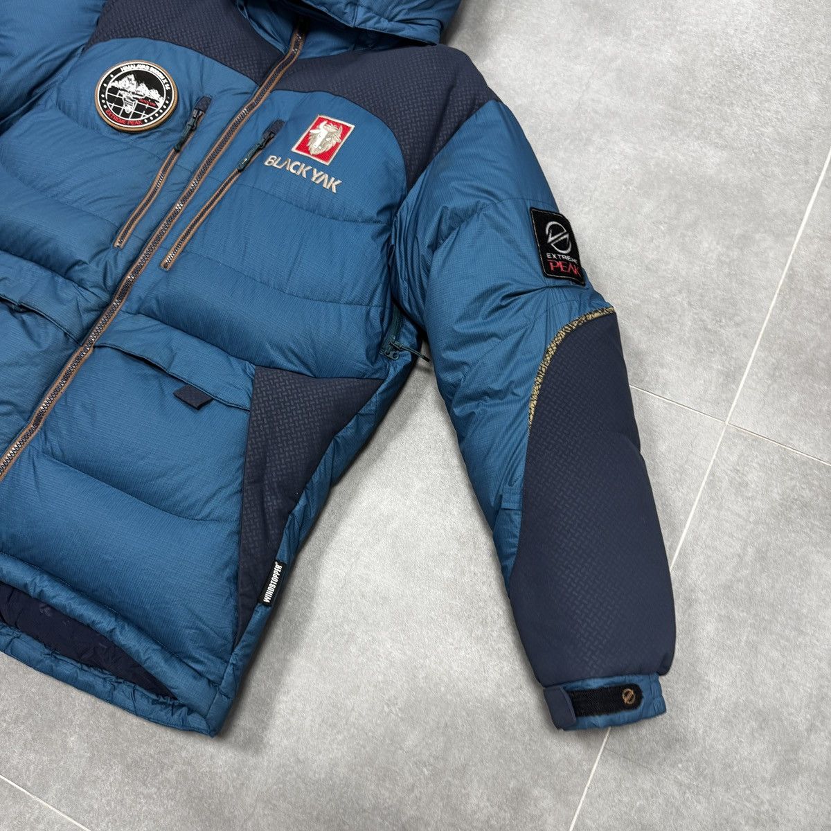 BLACKYAK Black Yak Himalayan Extreme Peak Expedition Down Parka Size US M / EU 48-50 / 2 - 10 Thumbnail