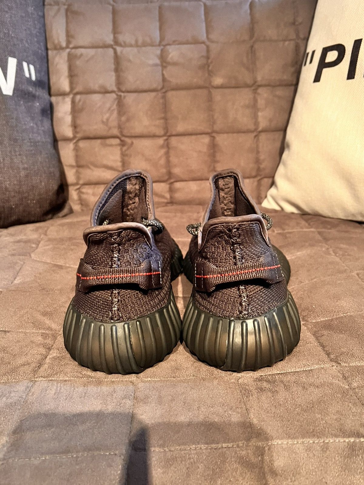 Adidas × Kanye West YEEZY BOOST 350 V2 'BLACK NON-REFLECTIVE' Size US 9 / EU 42 - 6 Thumbnail