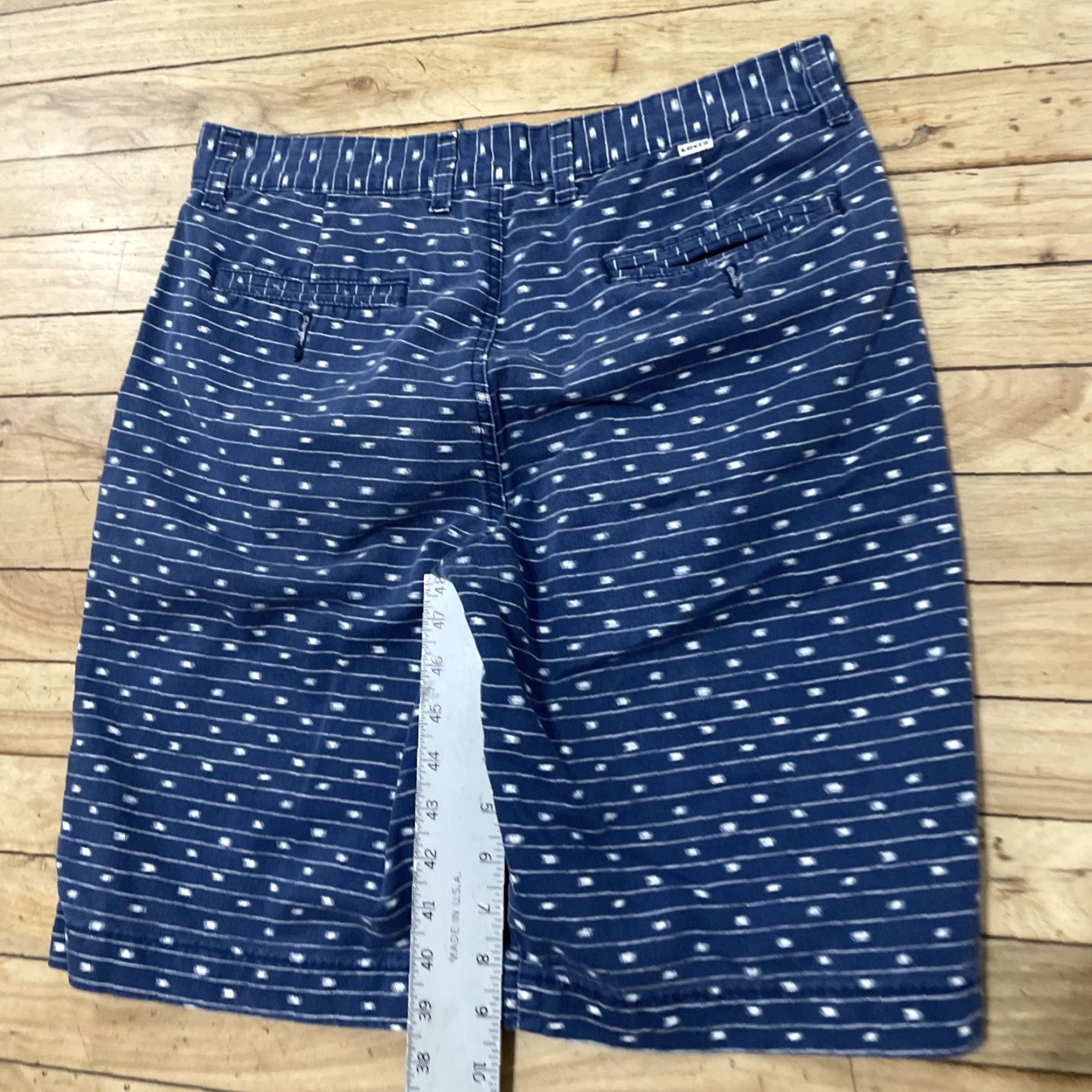 Levi's Levi's Geometric Print Shorts Mens 31 Blue Chino Beach Casual Size US 31 - 7 Thumbnail