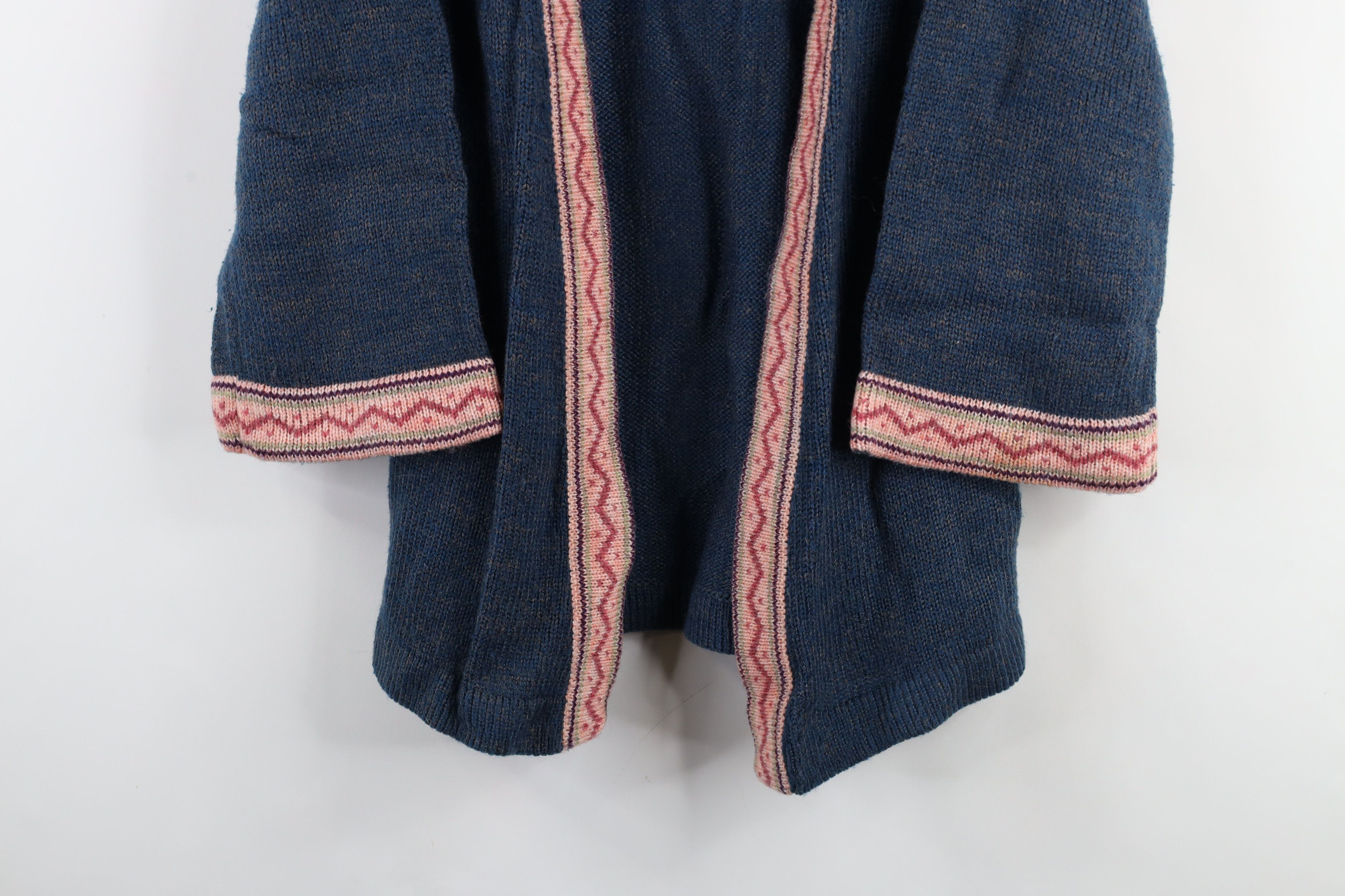 Vintage Vintage 60s 70s Boho Chic Fair Isle Front Cardigan Sweater Size M / US 6-8 / IT 42-44 - 3 Thumbnail