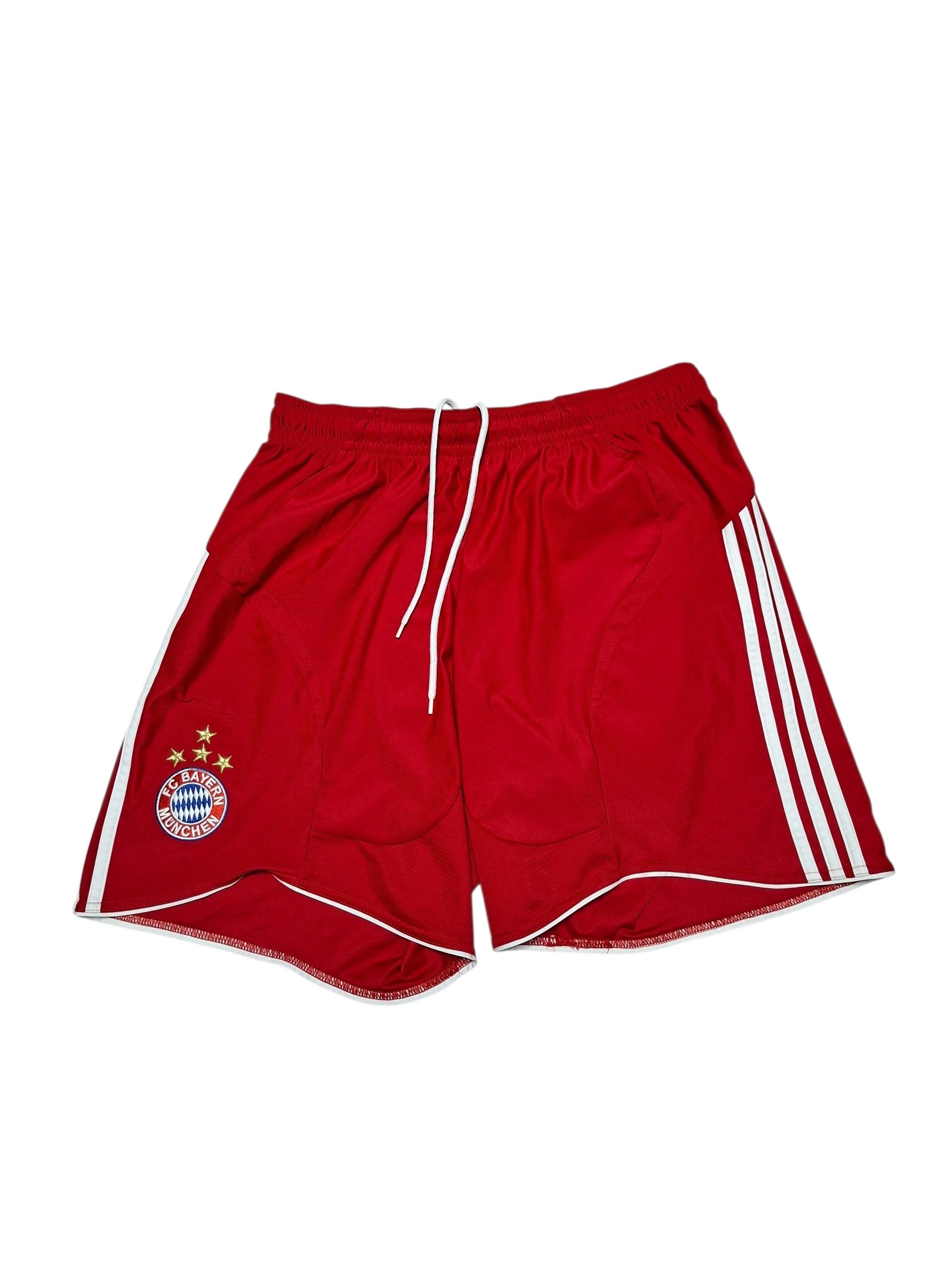 Adidas BAYERN MUNICH ADIDAS VINTAGE 2008 SOCCER SHORTS Size US 32 / EU 48 - 1 Thumbnail