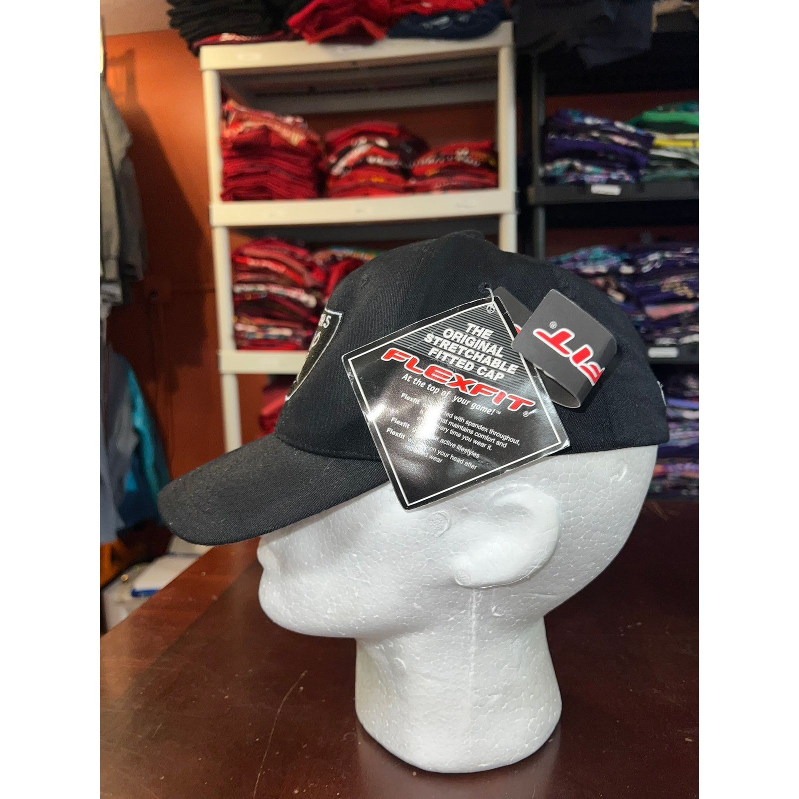 Vintage Oakland Raiders Hat Flexfit Necco Black NWT Cap Headwear Size ONE SIZE - 3 Thumbnail