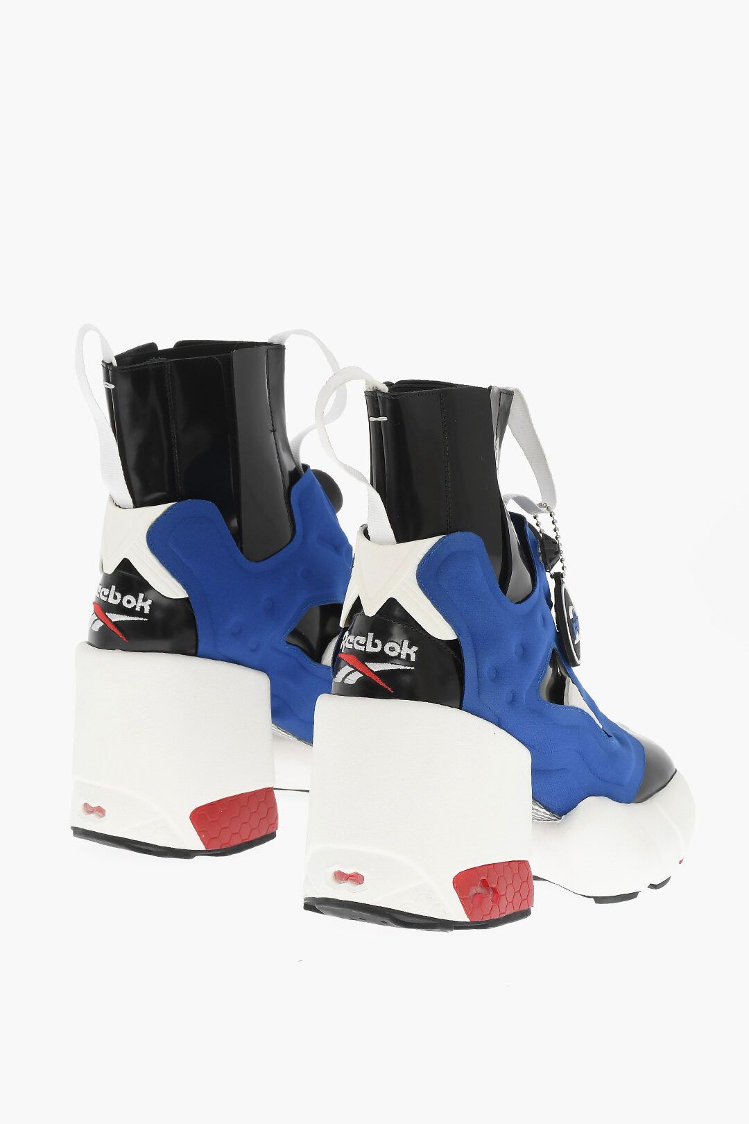 og1mm1224 Reebok Pull On Tabi Booties in Multicolor