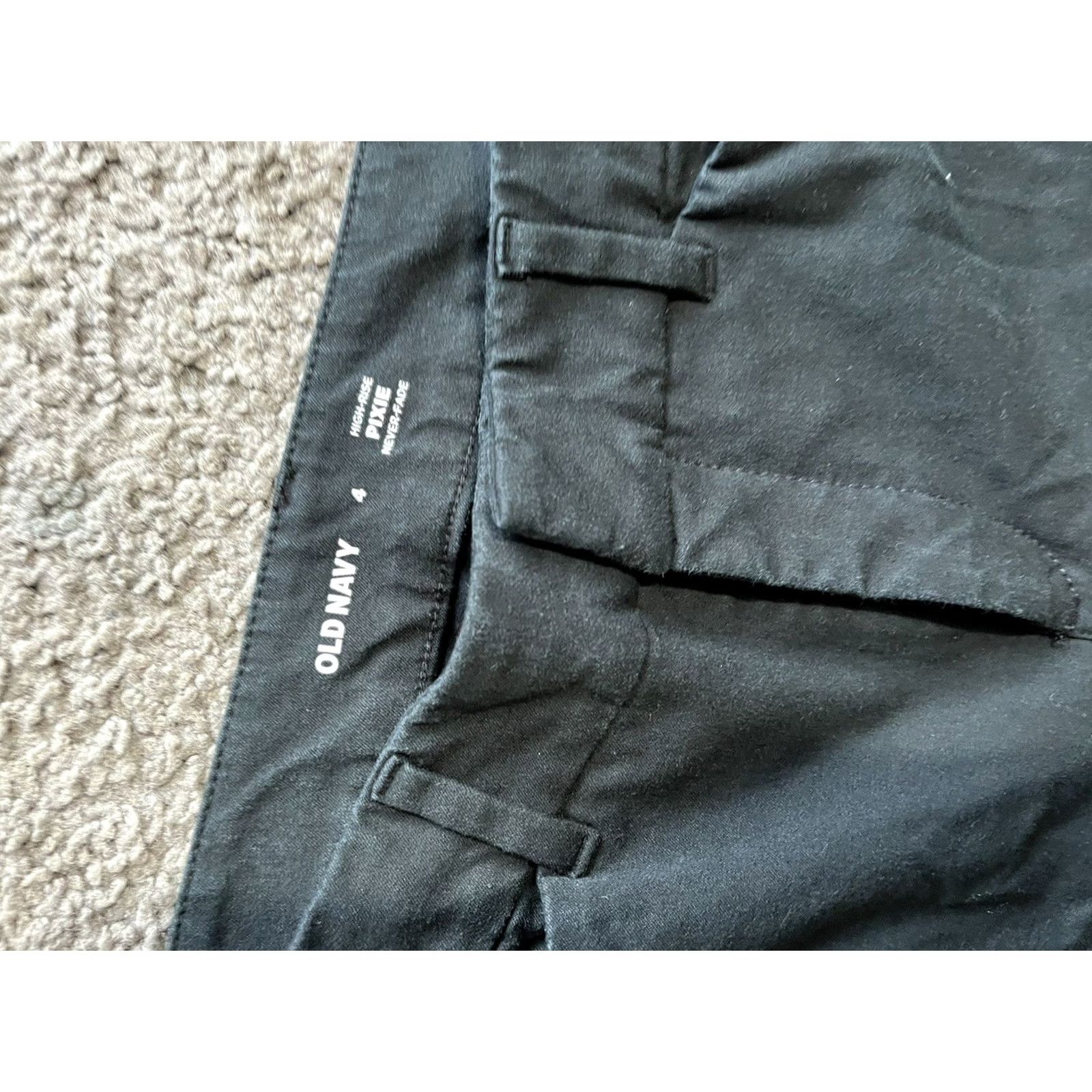 Old Navy Old Navy Black Pixie High-Rise Ankle Pants Women 4 Pockets Slim Regular Size 4, White, Cotton Blend, Zip, Flat Front, Machine Washable Size 27" / US 4 / IT 40 - 5 Thumbnail