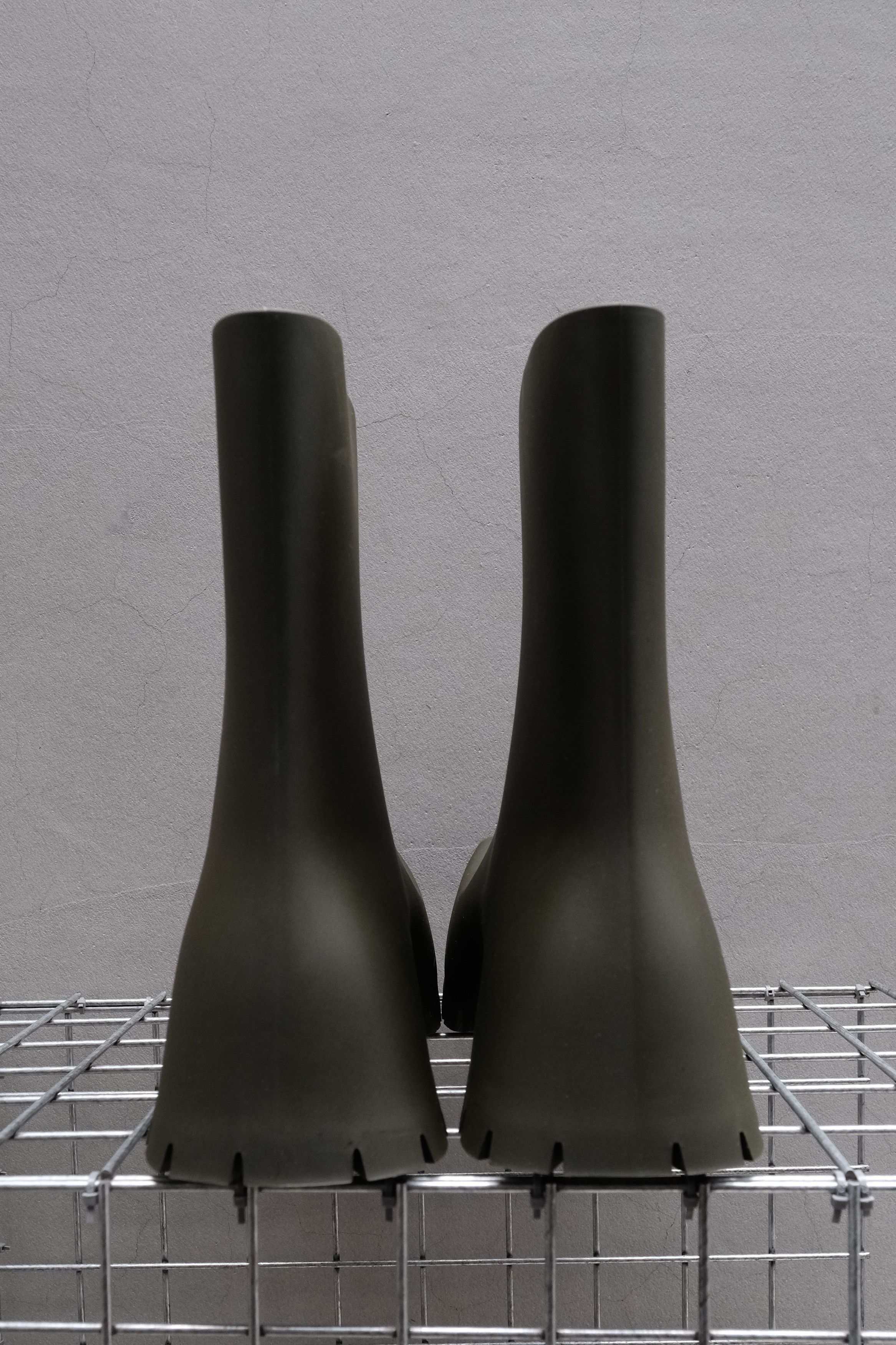 Balenciaga BALENCIAGA Trooper Rubber Bootie Size US 10 / EU 43 - 3 Thumbnail
