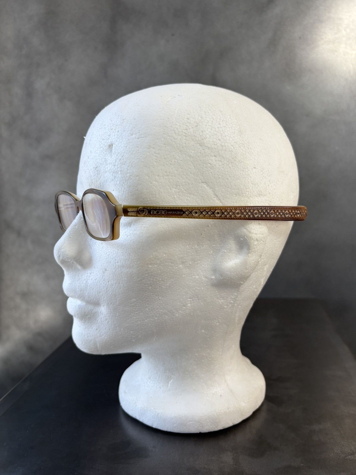 Bcbgmaxazria Vintage BCBG Eyeglasses Frames Made in Japan BG-141 MaxAzria Size ONE SIZE - 6 Thumbnail