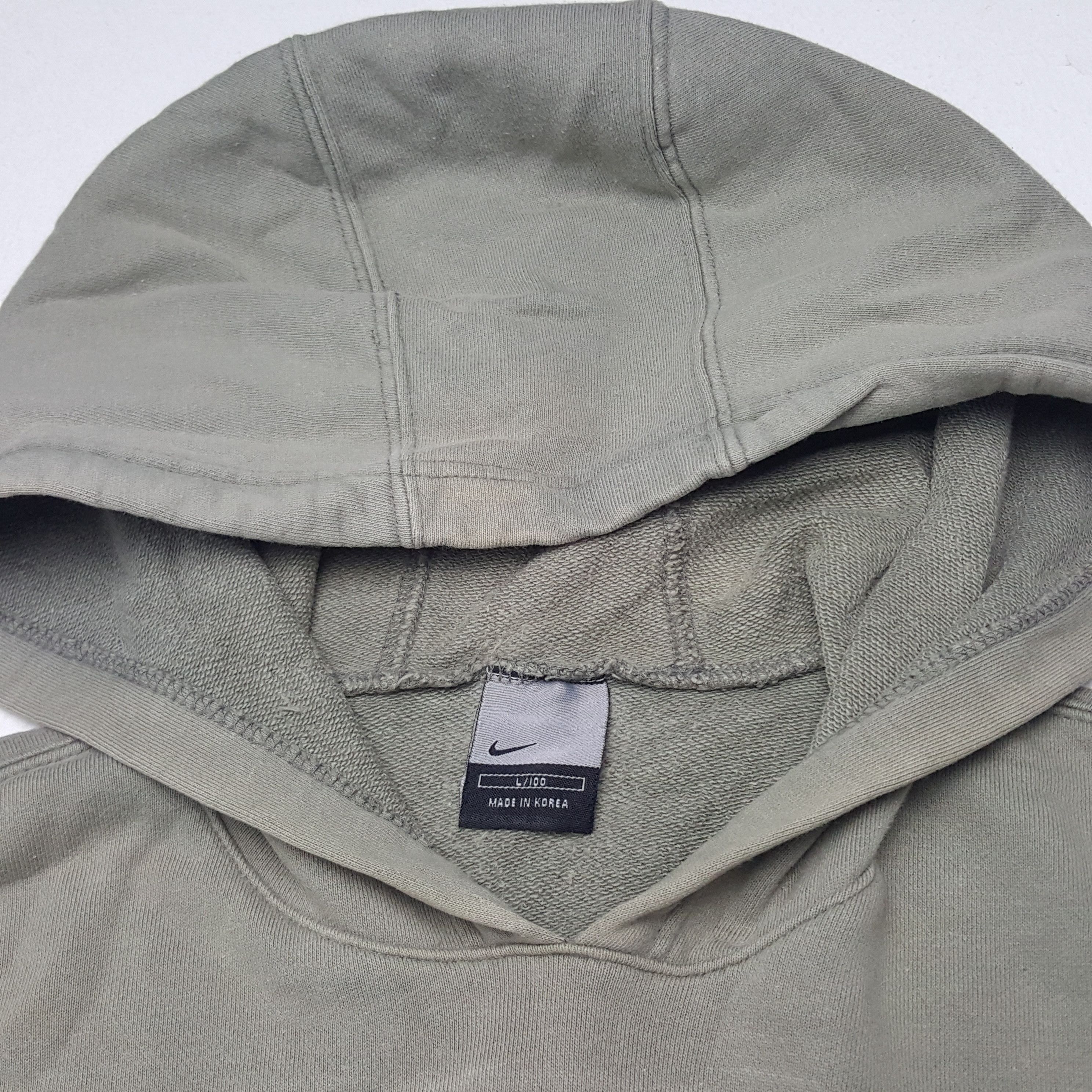 Nike × Vintage Vintage Nike Small Embroidery Swoosh Sweatshirt Hoodies Size US L / EU 52-54 / 3 - 4 Thumbnail