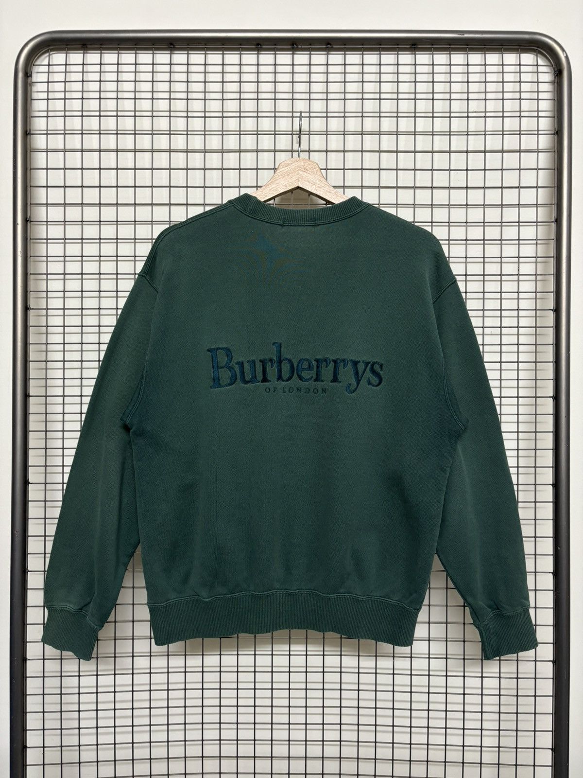 Burberry × Vintage Vintage Burberrys Of London Spell out Sweatshirt Size US L / EU 52-54 / 3 - 1 Thumbnail