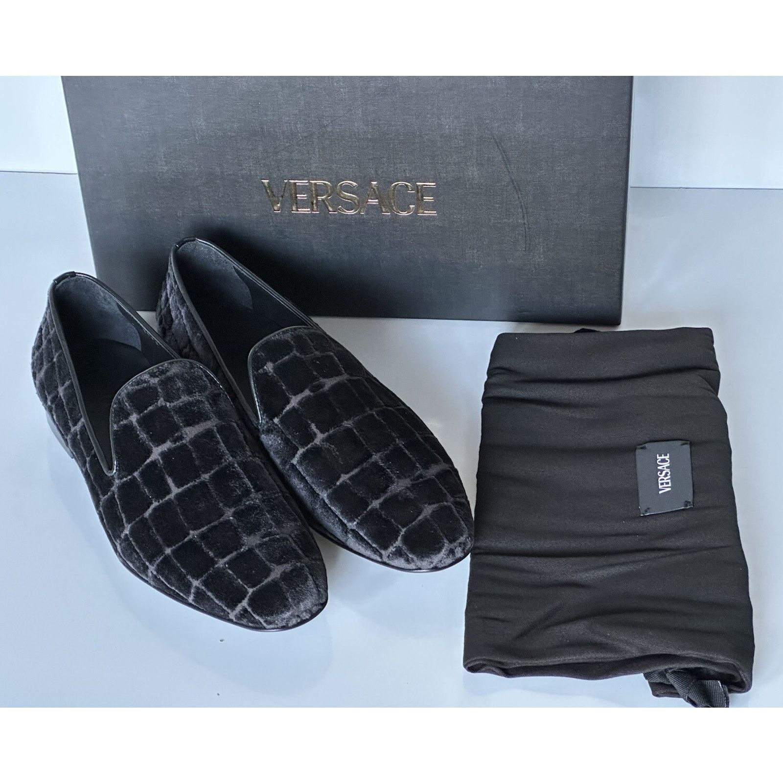 Versace VERSACE Men's Black Velvet Loafers Shoes 9 US 1003792 Size US 9 / EU 42 - 2 Thumbnail