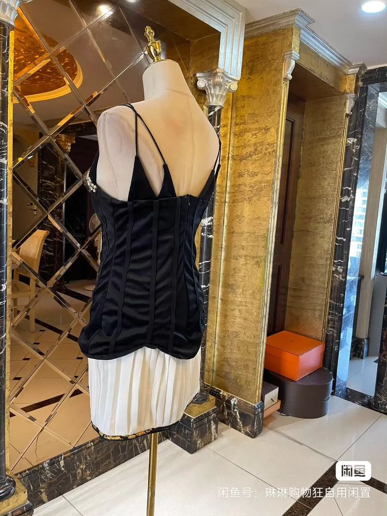 Versace Versace Herringbone court plastic slip dress Size M / US 6-8 / IT 42-44 - 4 Thumbnail