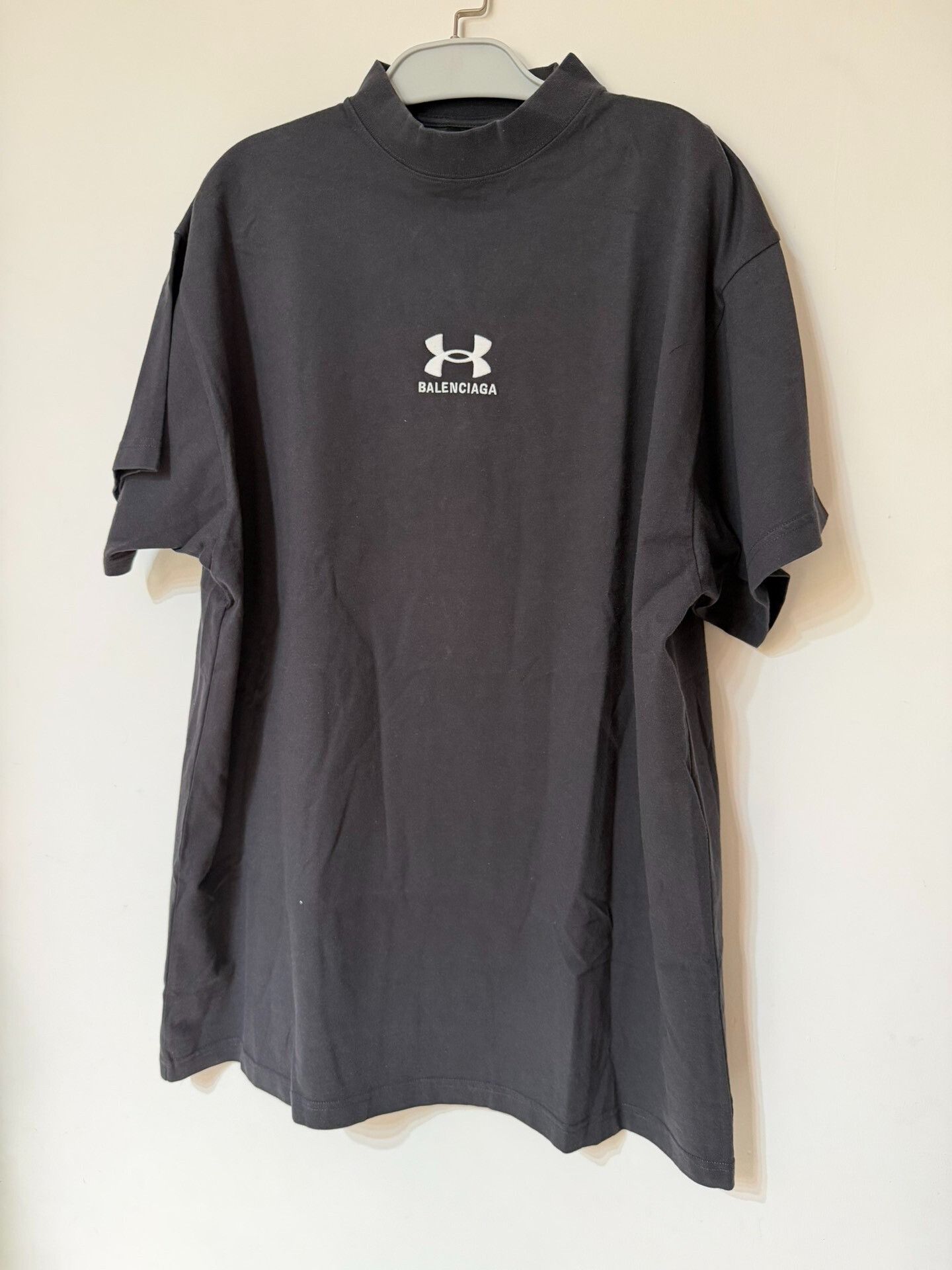 Balenciaga Balenciaga Under Armour Letter T-Shirt Size US L / EU 52-54 / 3 - 3 Thumbnail