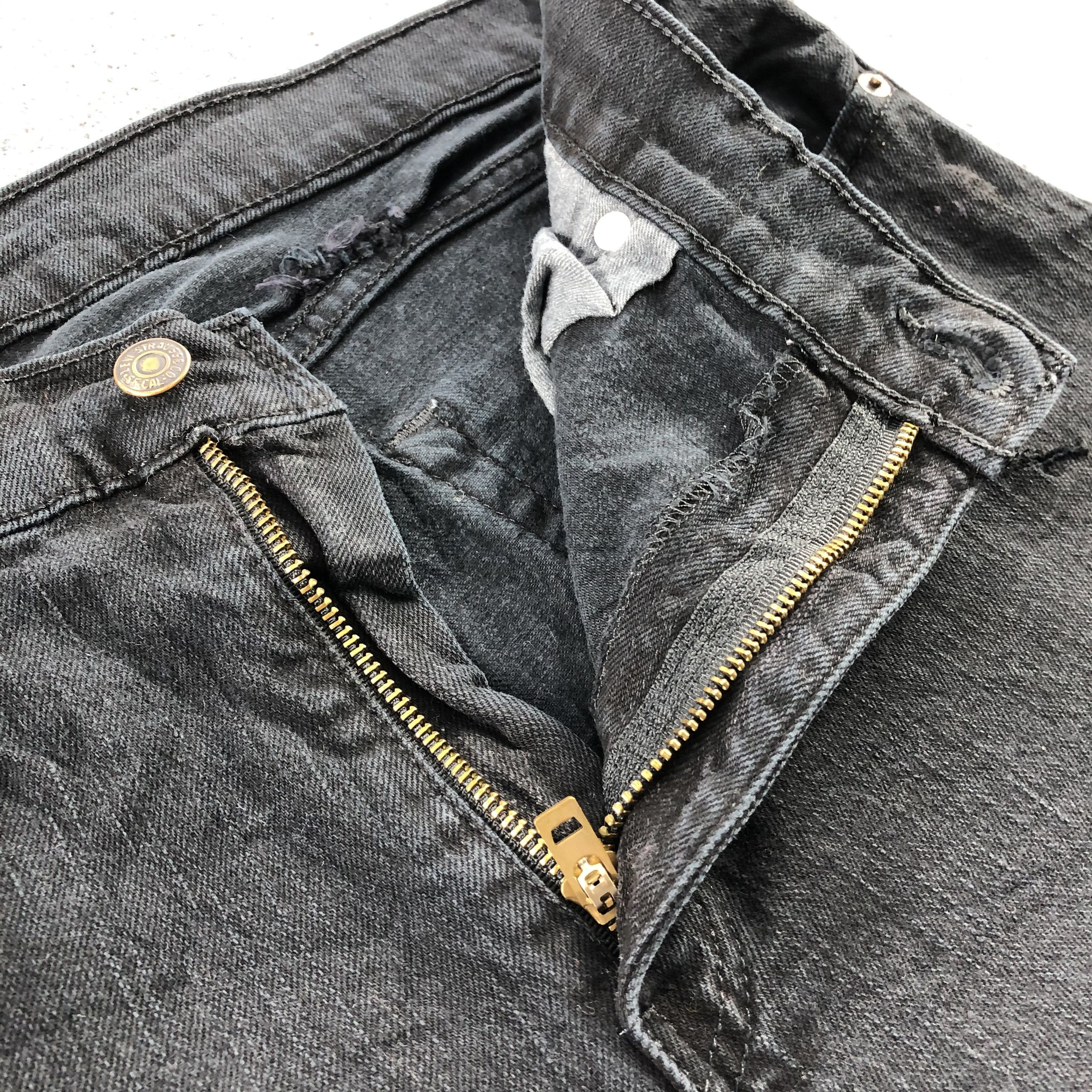 Levi's Vintage Levis 511 Jeans-J1209 Size US 37 - 8 Thumbnail
