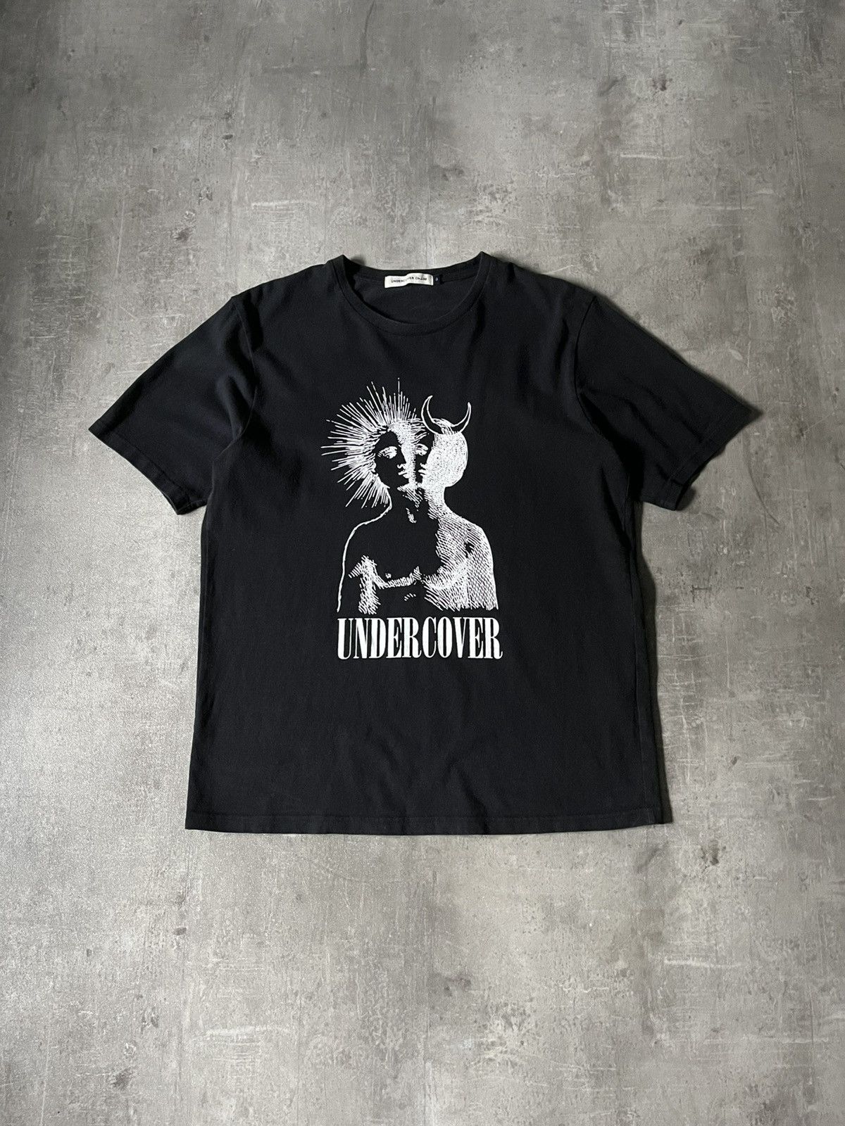Undercover Undercover Sun Moon Duality T-shirt black rare Size US L / EU 52-54 / 3 - 1 Thumbnail