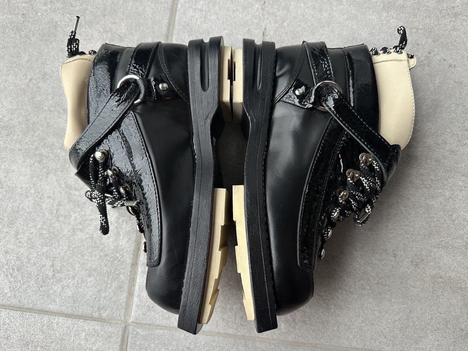 Acne Studios Acne Studios Patent Leather Mountaineering HEIDE Boots Size US 8 / IT 38 - 11 Thumbnail