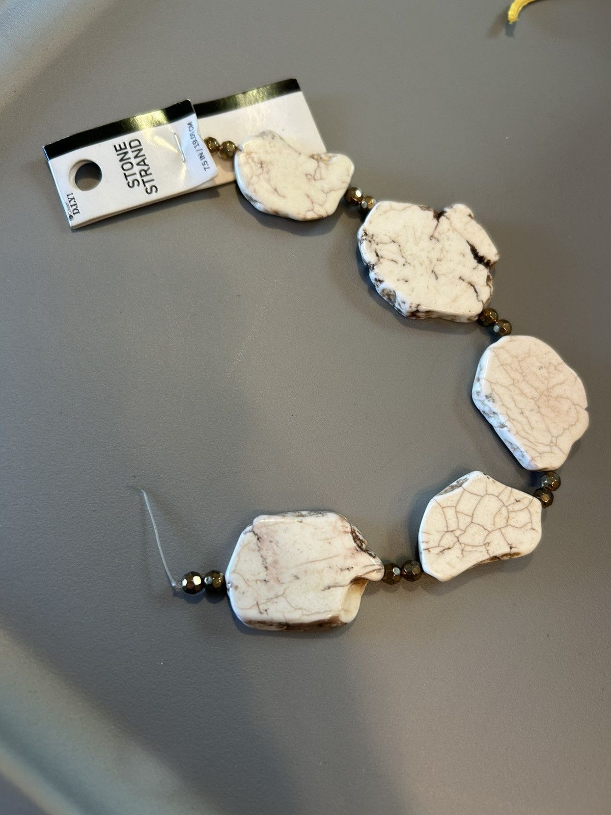 Other Cousin DIY 7.5" stone flat beads strand Off White NEW Size ONE SIZE - 1 Thumbnail