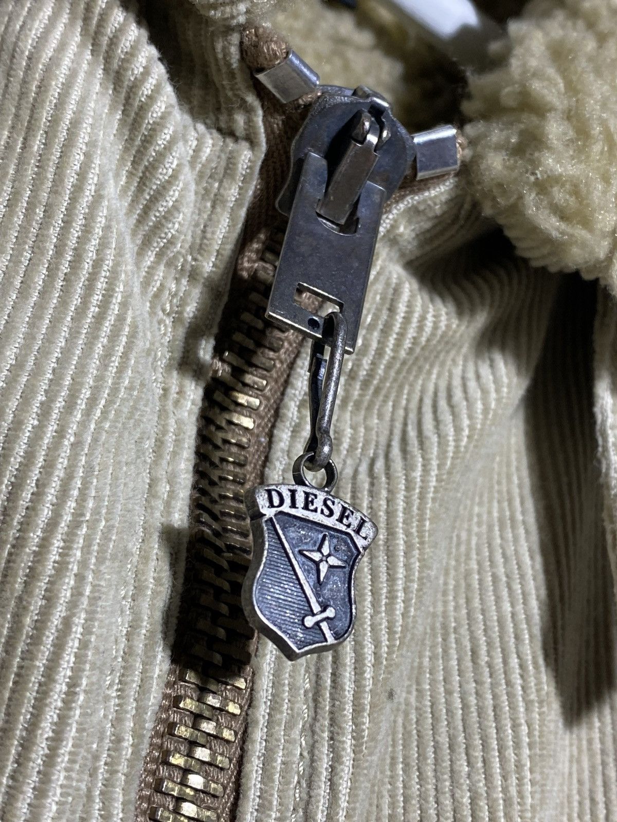 Diesel Diesel Y2k Vintage Rare 2005 Corduroy Flight Bomber Jacket Size XL / US 12-14 / IT 48-50 - 15 Thumbnail