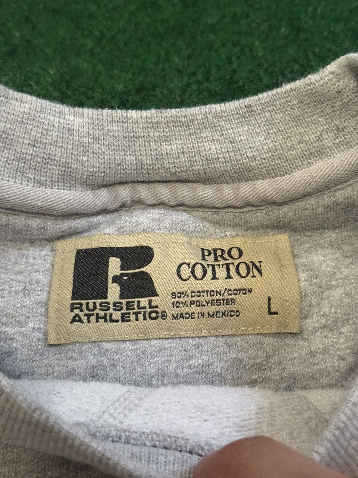Russell Athletic Vintage 90s Russell Athletic Gray Minimalist Sweatshirt Size US L / EU 52-54 / 3 - 4 Thumbnail