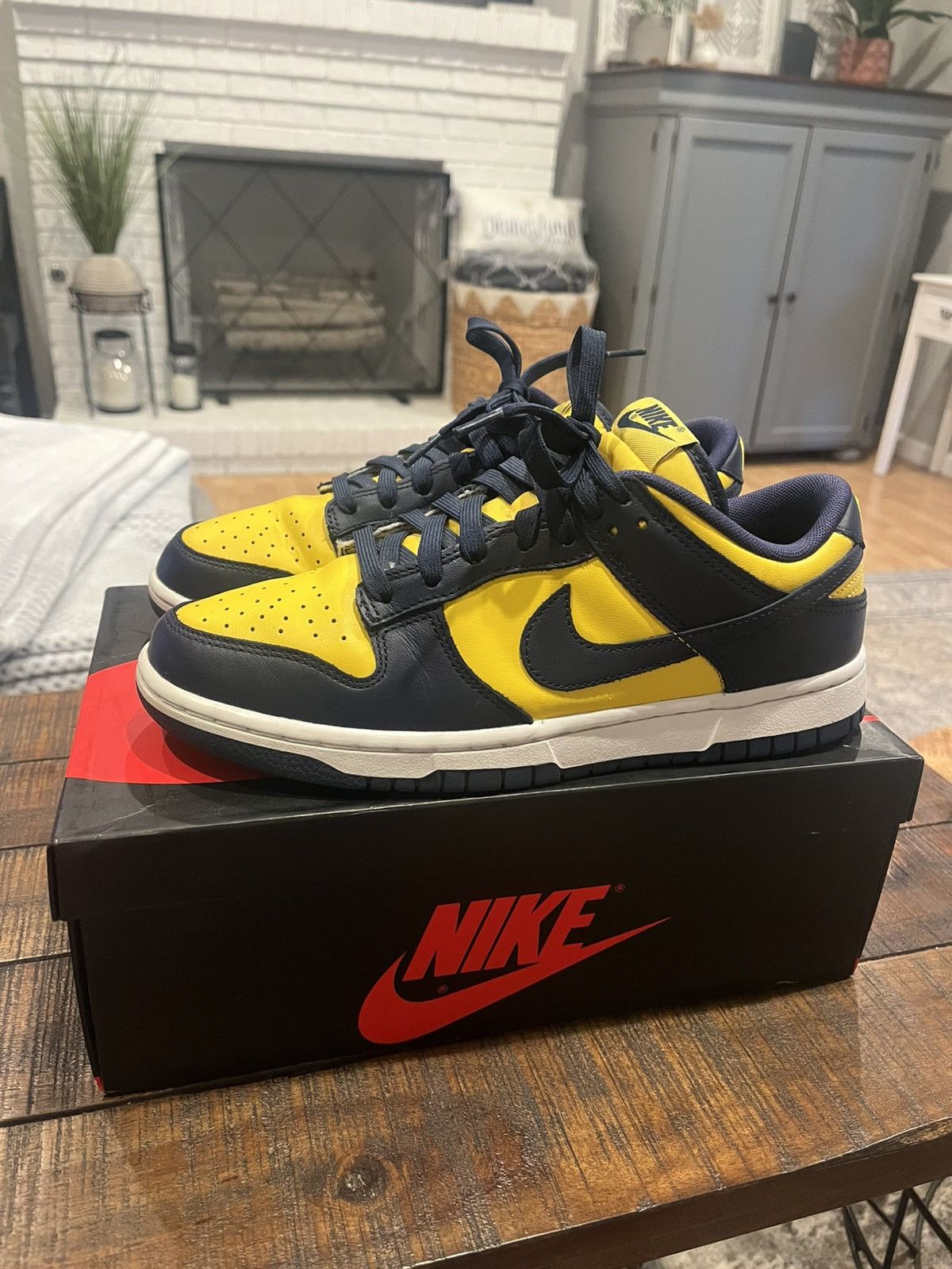 Nike Nike Dunk Low “Michigan” size 8 Size US 8 / EU 41 - 2 Thumbnail