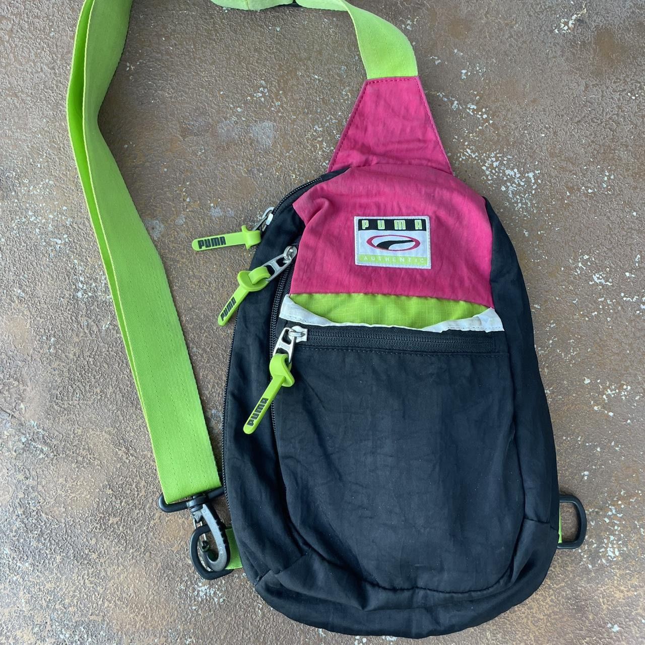 Puma Puma Retro Shoulder crossbody sling Bag /90s 80s Vibe Size ONE SIZE - 1 Thumbnail