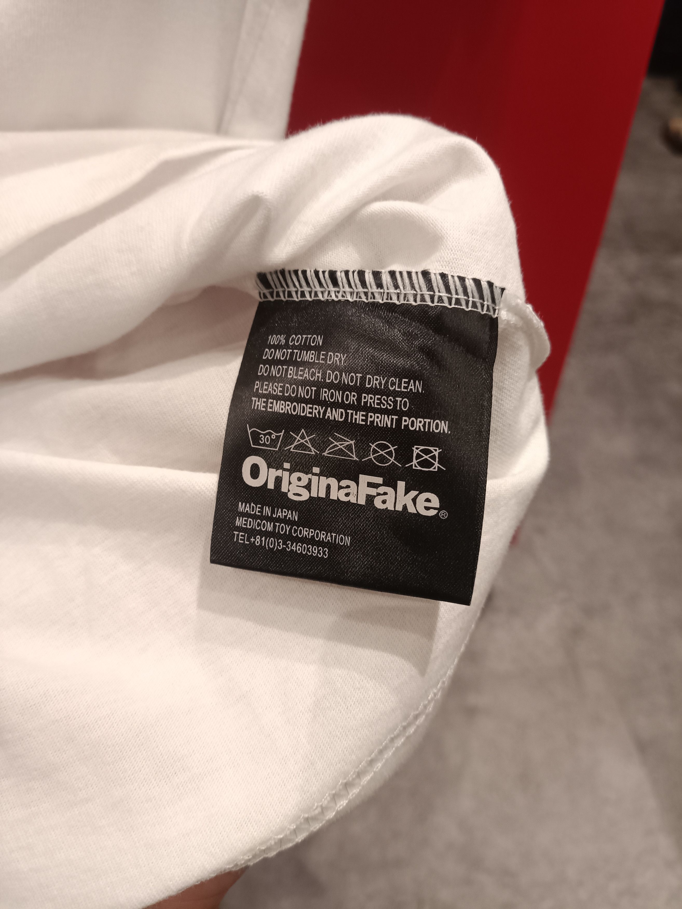 Kaws × Original Fake Kaws original fake graffiti gril Size US L / EU 52-54 / 3 - 4 Thumbnail