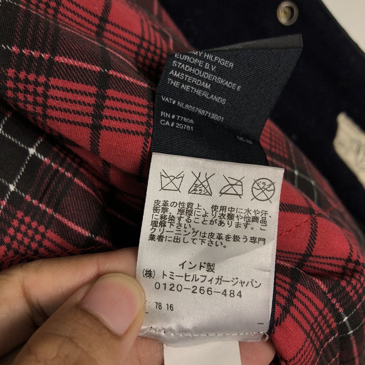 Japanese Brand Vintage Leather Jacket Fly Hilfiger Denim Big Logo SpellOut Size US L / EU 52-54 / 3 - 24 Thumbnail