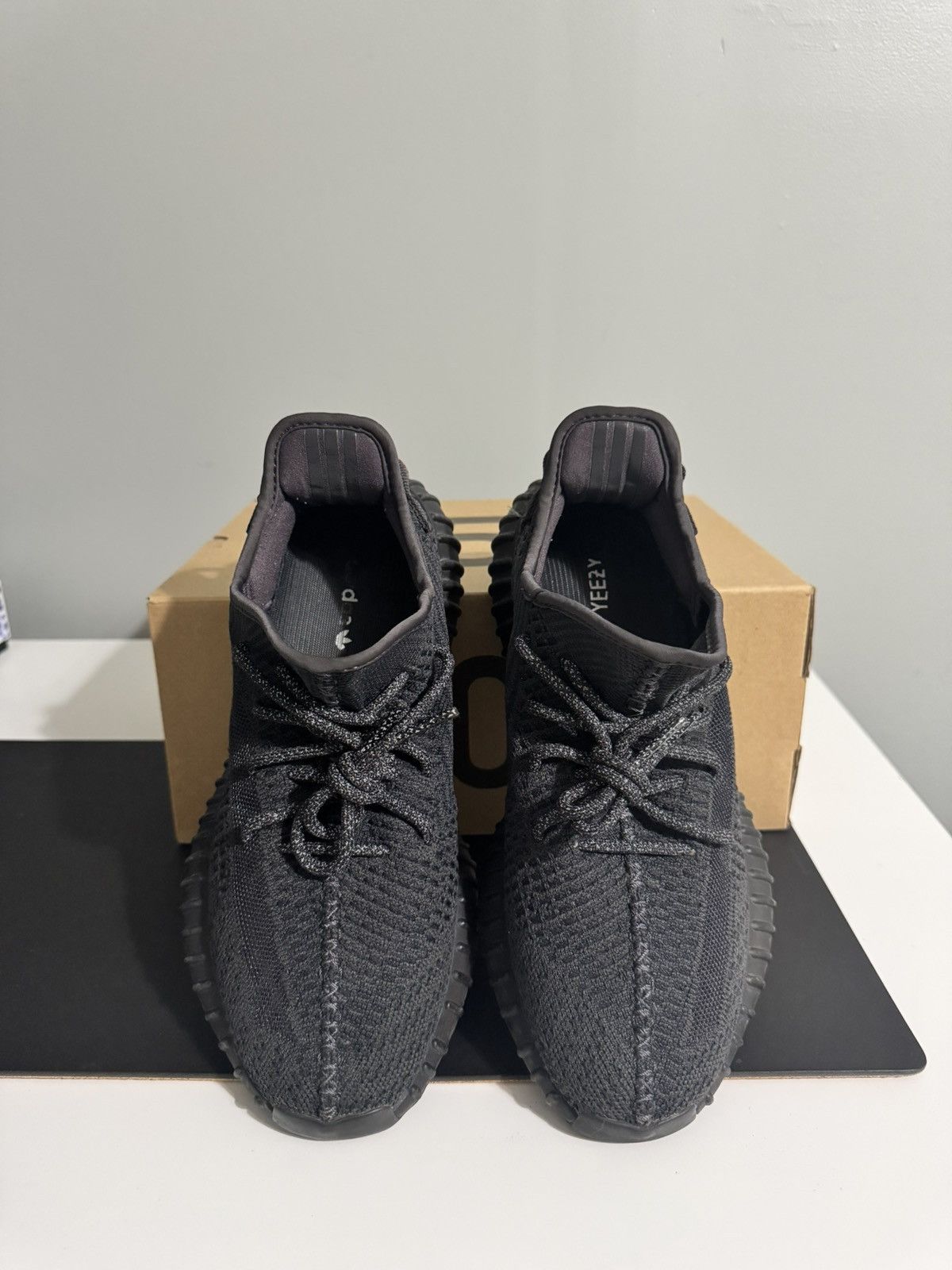Adidas × Kanye West × Yeezy Yeezy Boost 350 V2 “Black” Size US 9 / EU 42 - 2 Thumbnail
