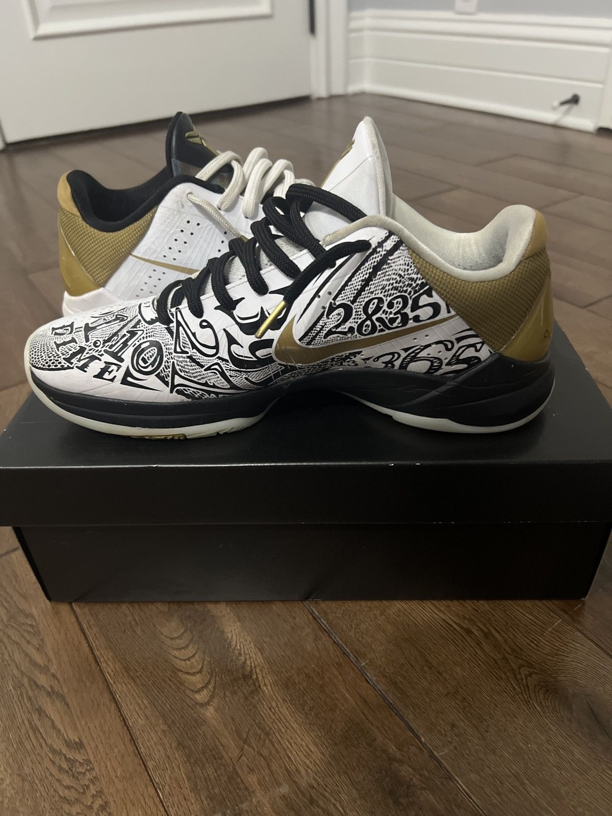 Nike Nike Kobe 5 Protro Big Stage/Parade Size US 10 / EU 43 - 4 Thumbnail