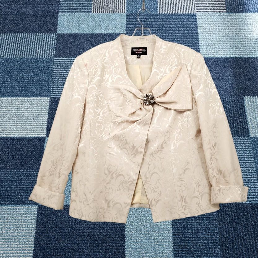 Vintage Terramina Jacket Women White Size 14 Long Sleeves Polyester Collarless Printed Brooch Size XL / US 12-14 / IT 48-50 - 1 Thumbnail