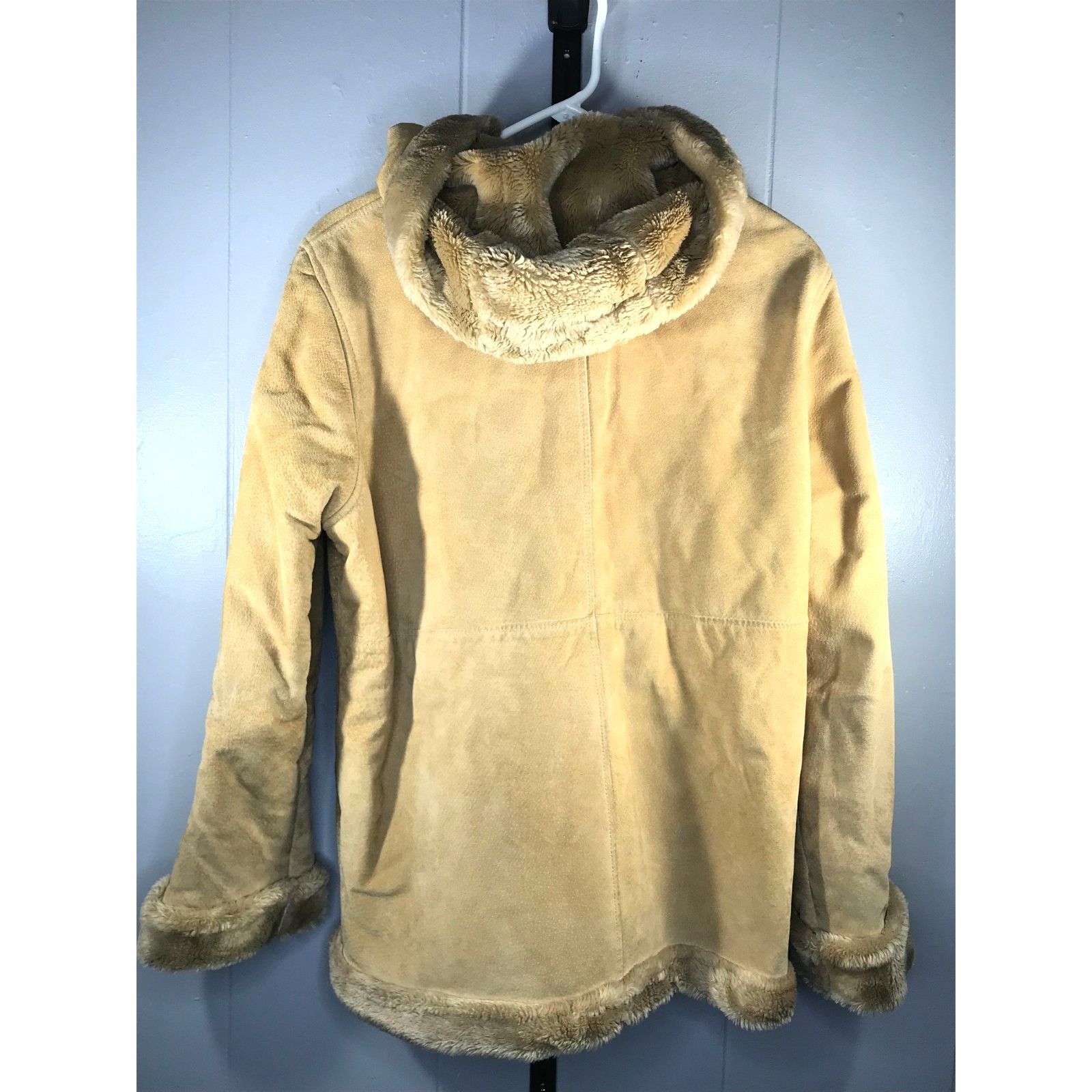 Wilsons Leather Vintage Wilsons Leather Jacket Womens Suede Sherpa Lined She Size M / US 6-8 / IT 42-44 - 2 Thumbnail