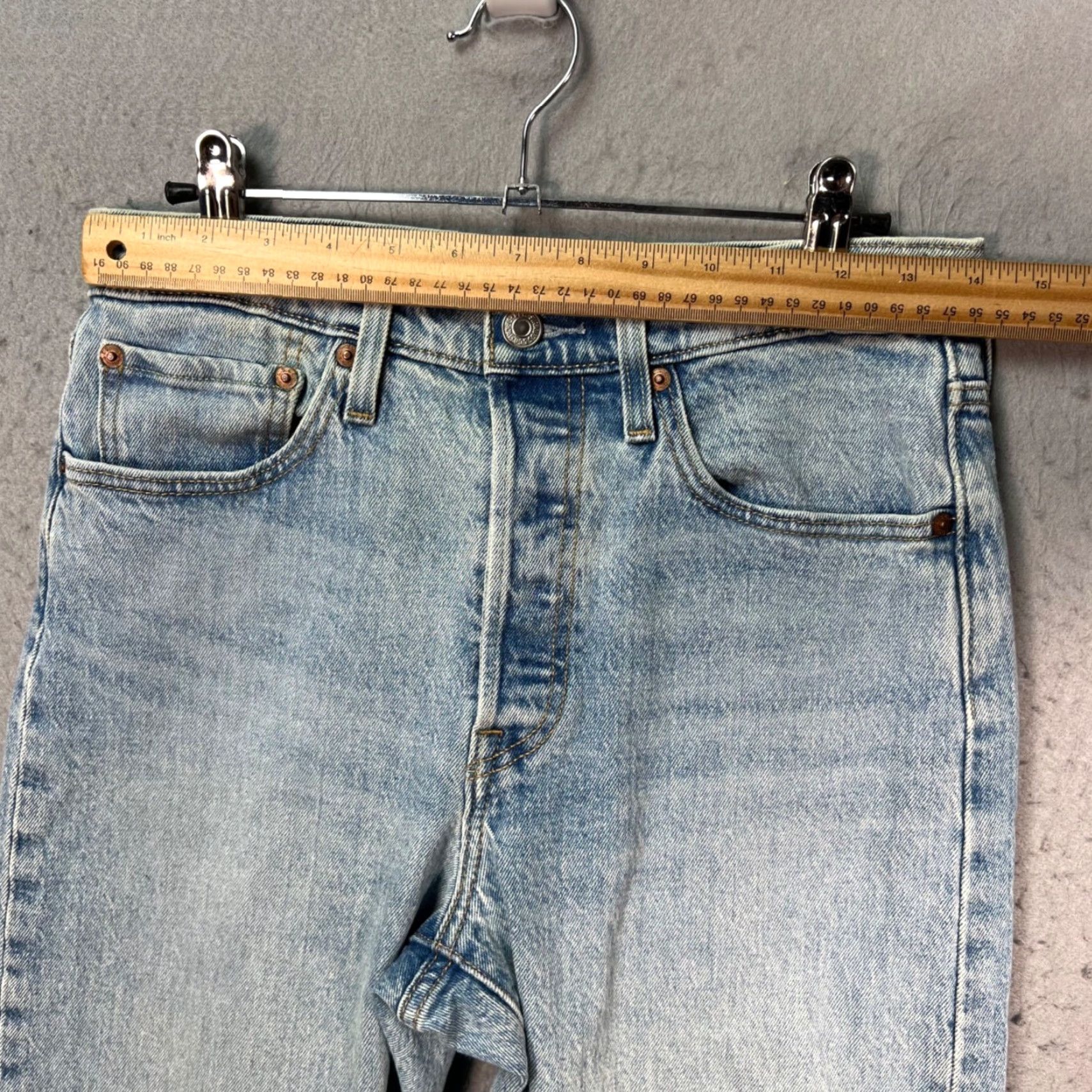 Levi's Levis 501 Womens Size 27 x 28 Light Wash Denim Jeans Stretch 5-Pocket Regular Skinny Blue Denim Jeans 90s Womens Levis 501 Series Size 27" / US 4 / IT 40 - 6 Thumbnail