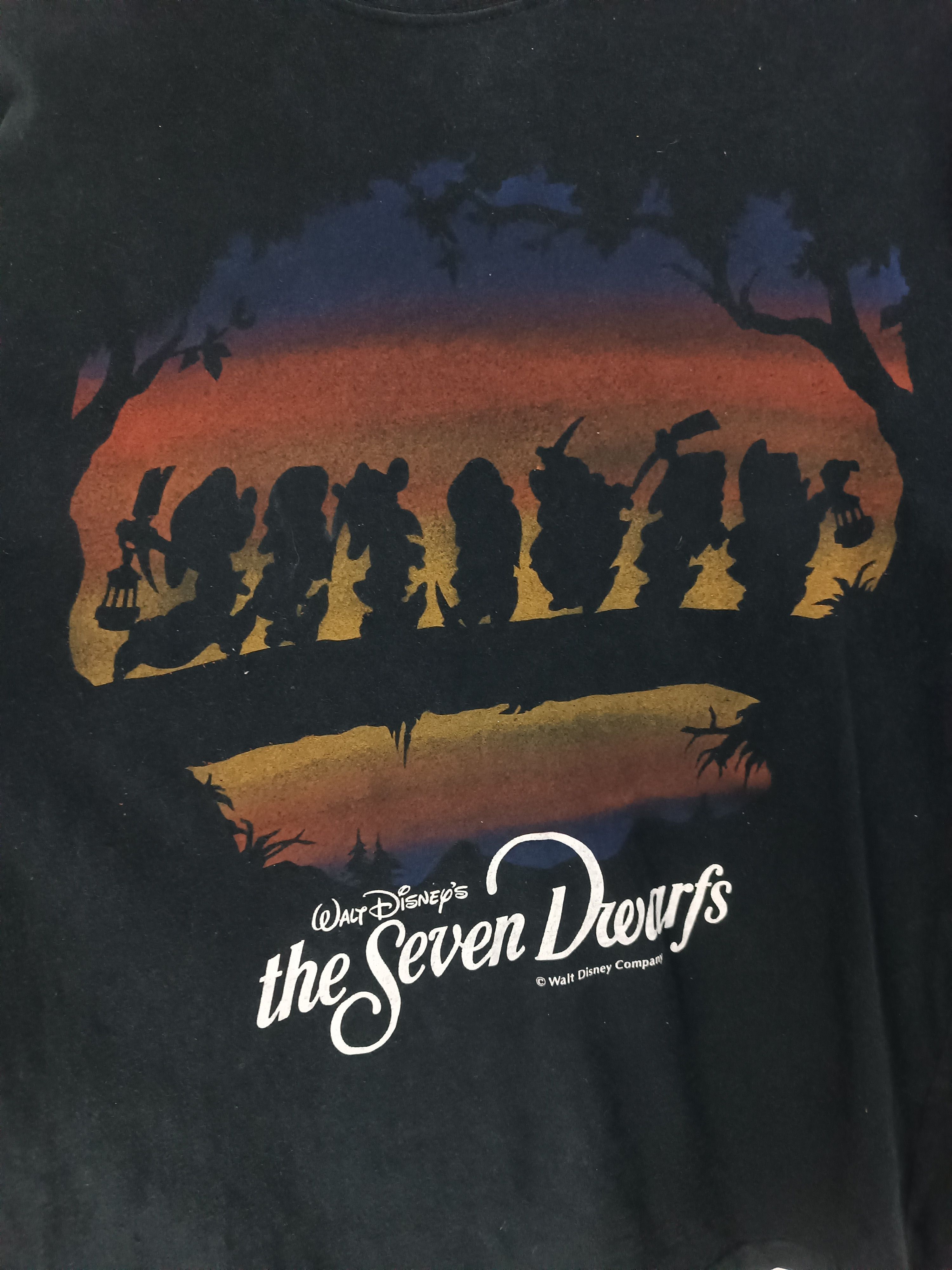 Disney VINTAGE 90'S THE SEVEN DWARFS FADED TEE snow white grumpy Size US M / EU 48-50 / 2 - 9 Thumbnail