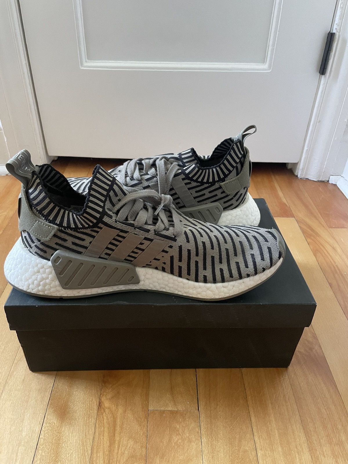 adidas gazelle silver green womens adidas NMD R2 PK
