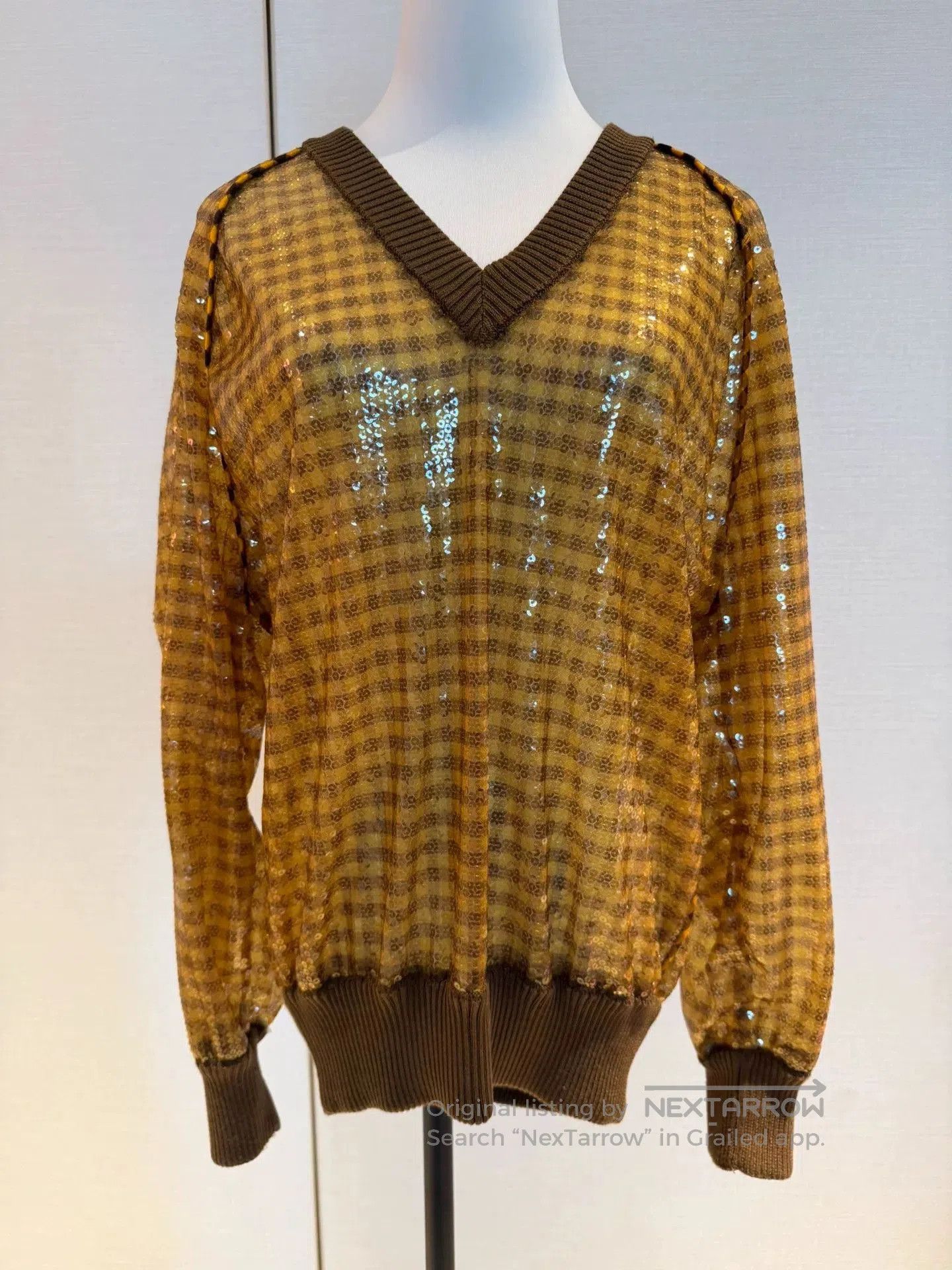 Fendi fendi yellow sequined top size 36. Size US S / EU 44-46 / 1 - 1 Thumbnail