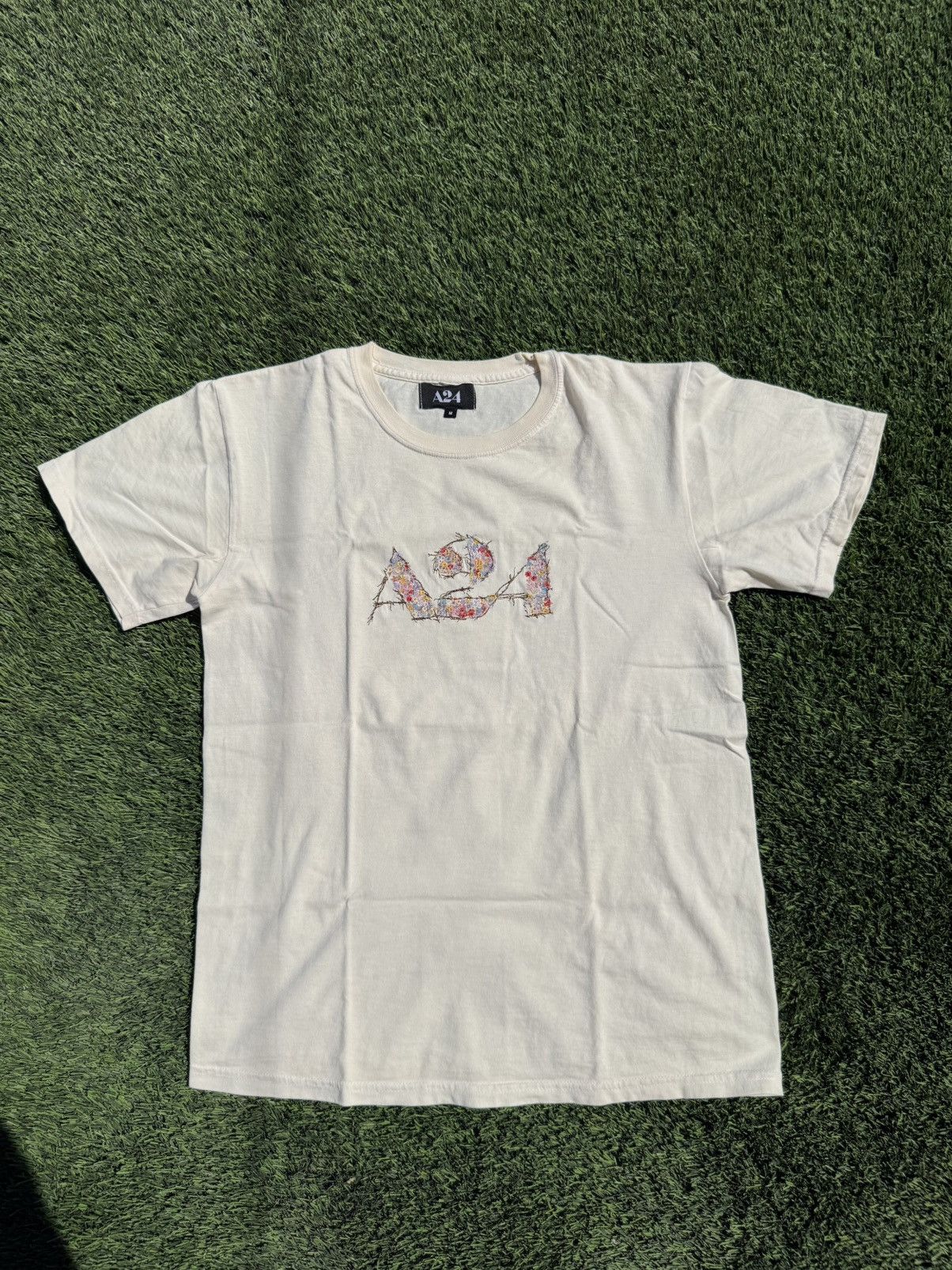 A24 May Queen Embroidered Logo Tee Size US M / EU 48-50 / 2 - 2 Thumbnail