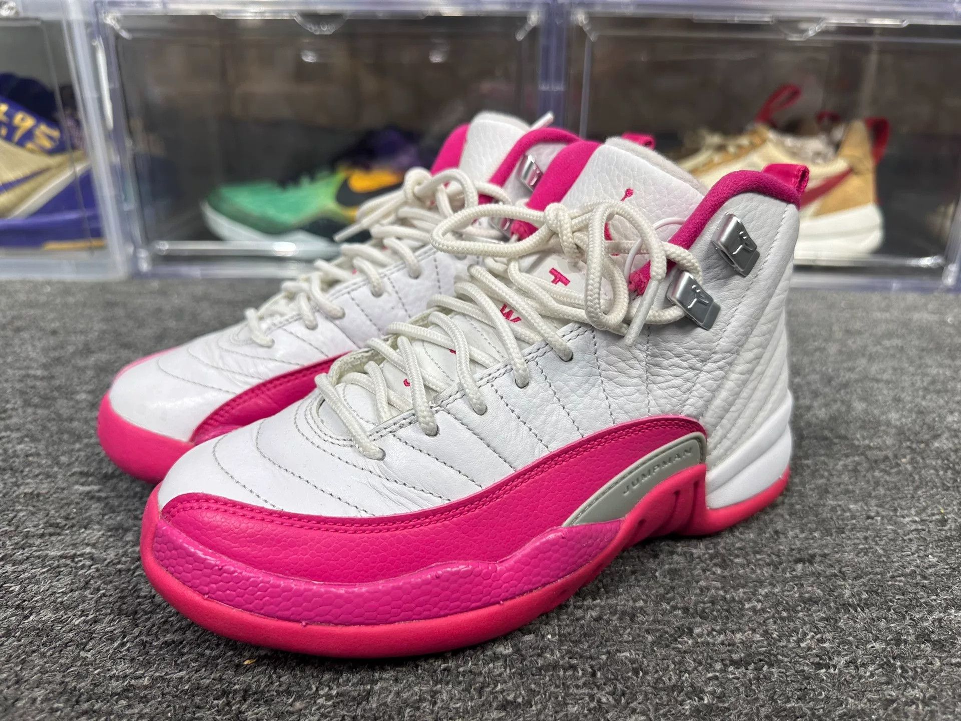 Nike Nike Pink Lowtop Sneakers 5 Men Size US 5 / EU 37 - 1 Thumbnail