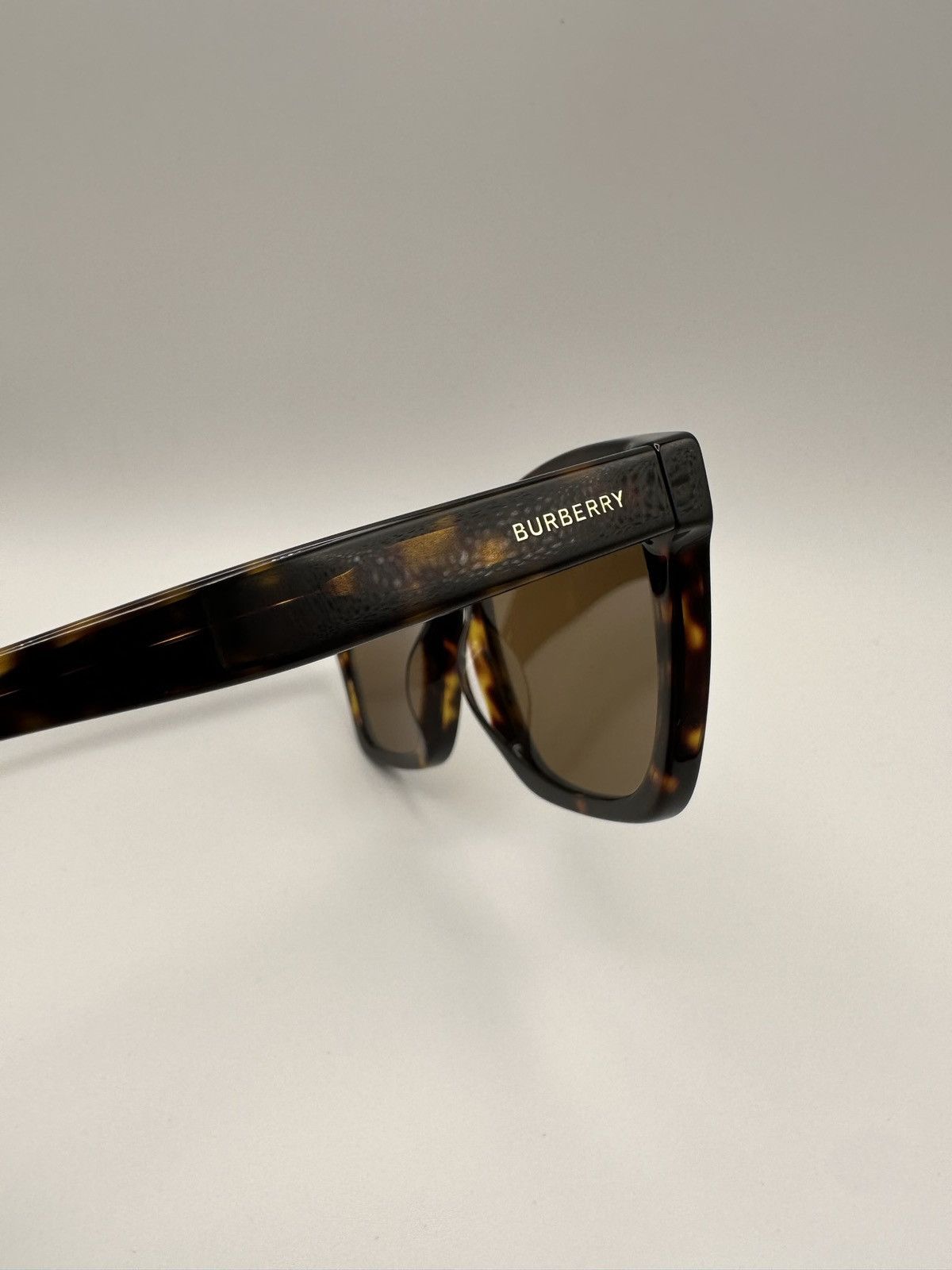 Burberry Burberry Acetate Tortoise Sunglasses Size ONE SIZE - 3 Thumbnail