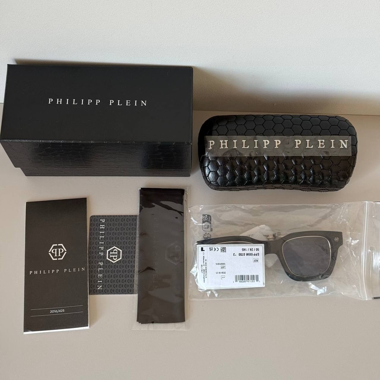 Philipp Plein Philipp Plein Rock Superhero SPP105 Men’s Sunglasses Black Size ONE SIZE - 5 Thumbnail