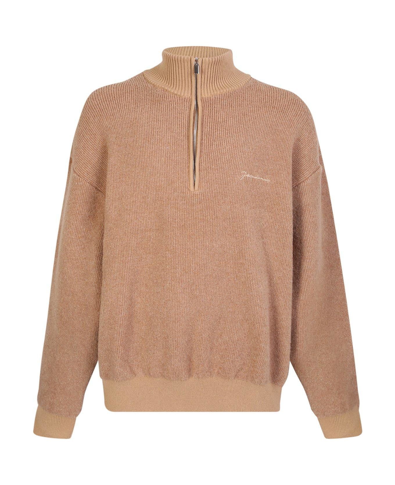 o1mle1025 La Maille Berger Sweater in Beige