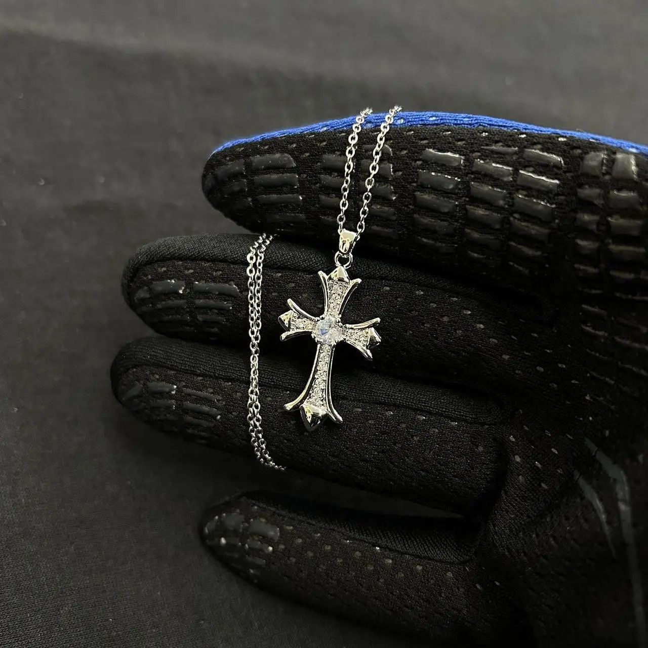 Japanese Brand × Vintage 2000s Chrome Silver Cross Studded Rapper Hip Hop Chain Size ONE SIZE - 1 Thumbnail
